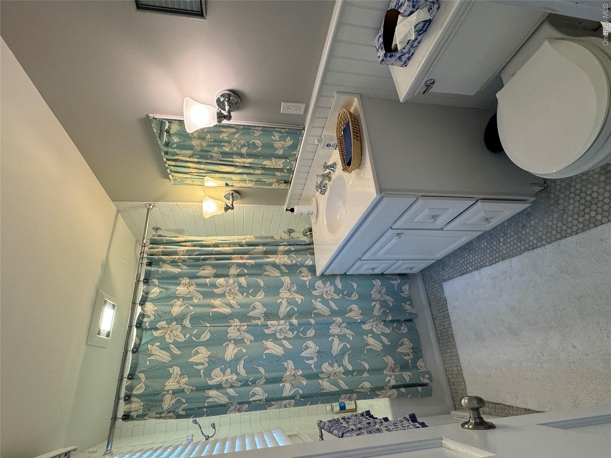 1429 Peconic Bay Boulevard – For Rent photo 2