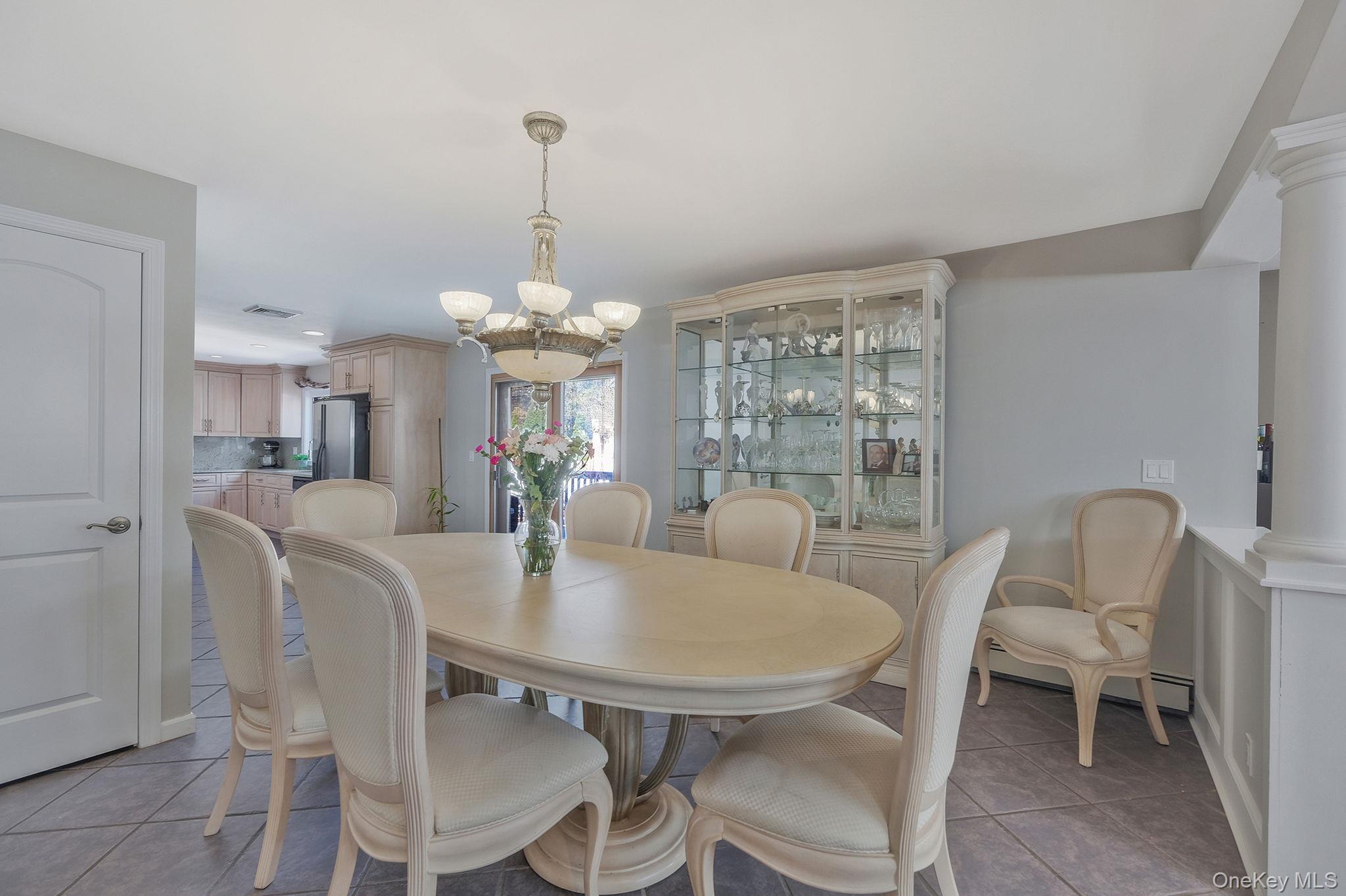 43 Hallock Avenue – For Sale photo 24