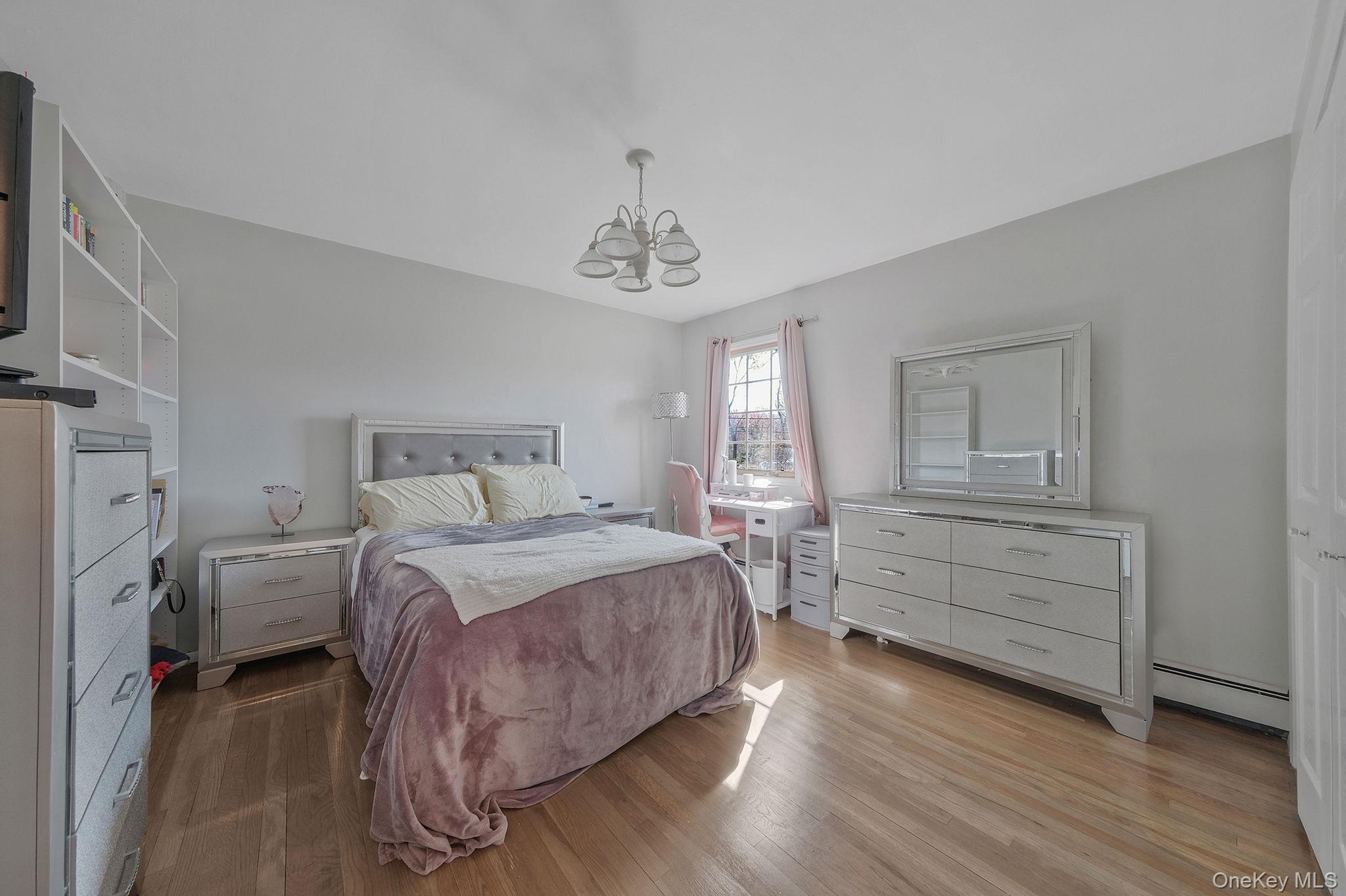 43 Hallock Avenue – For Sale photo 28