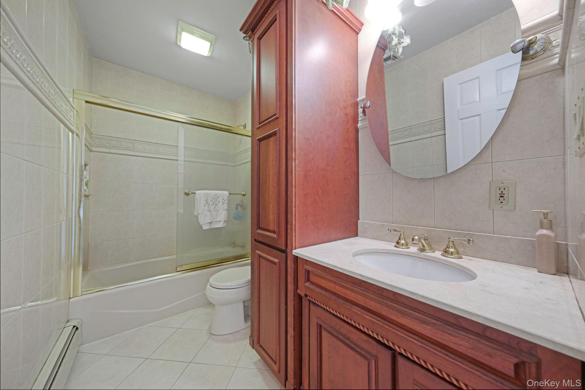 43 Hallock Avenue – For Sale photo 33