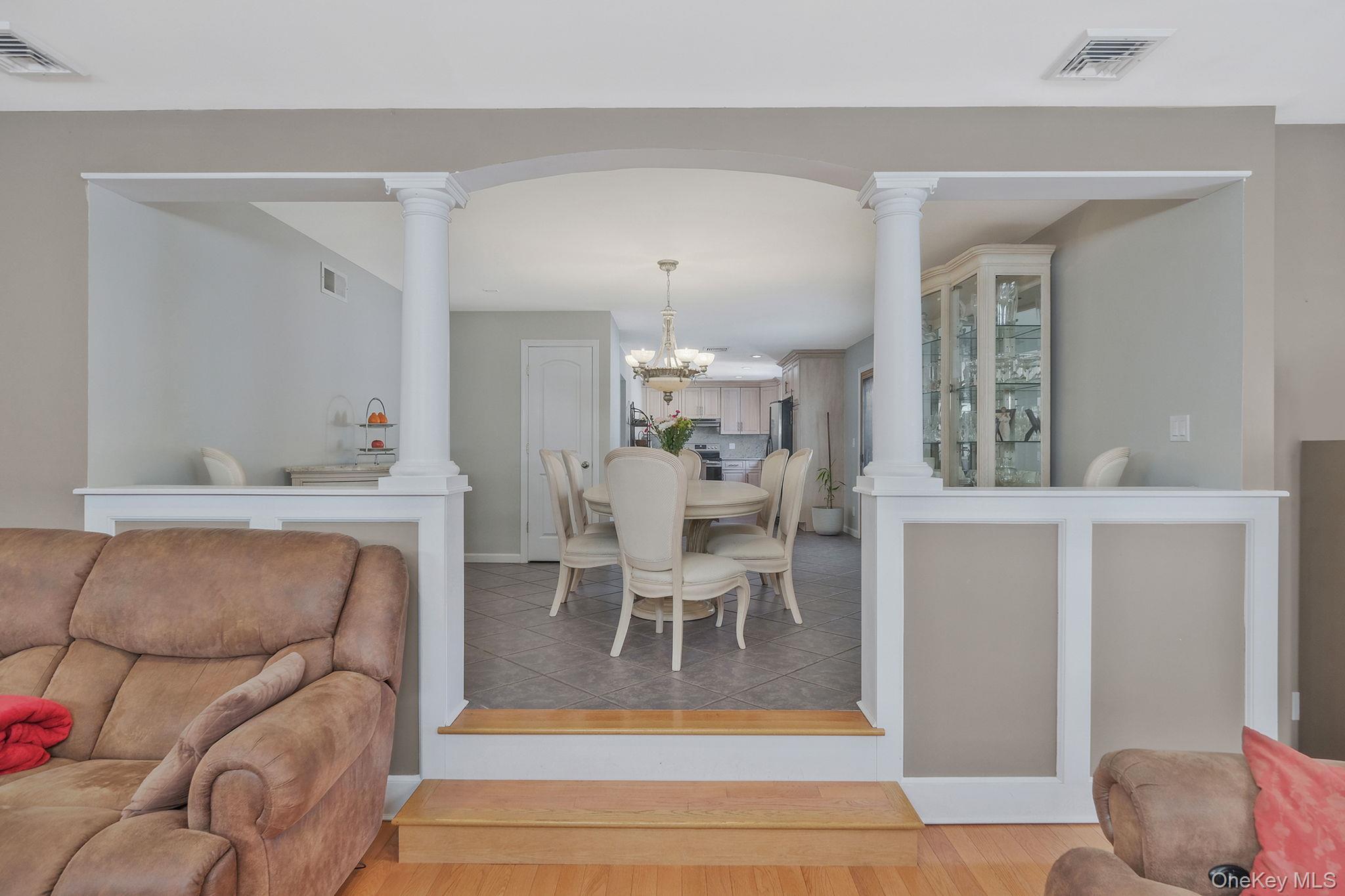 43 Hallock Avenue – For Sale photo 26
