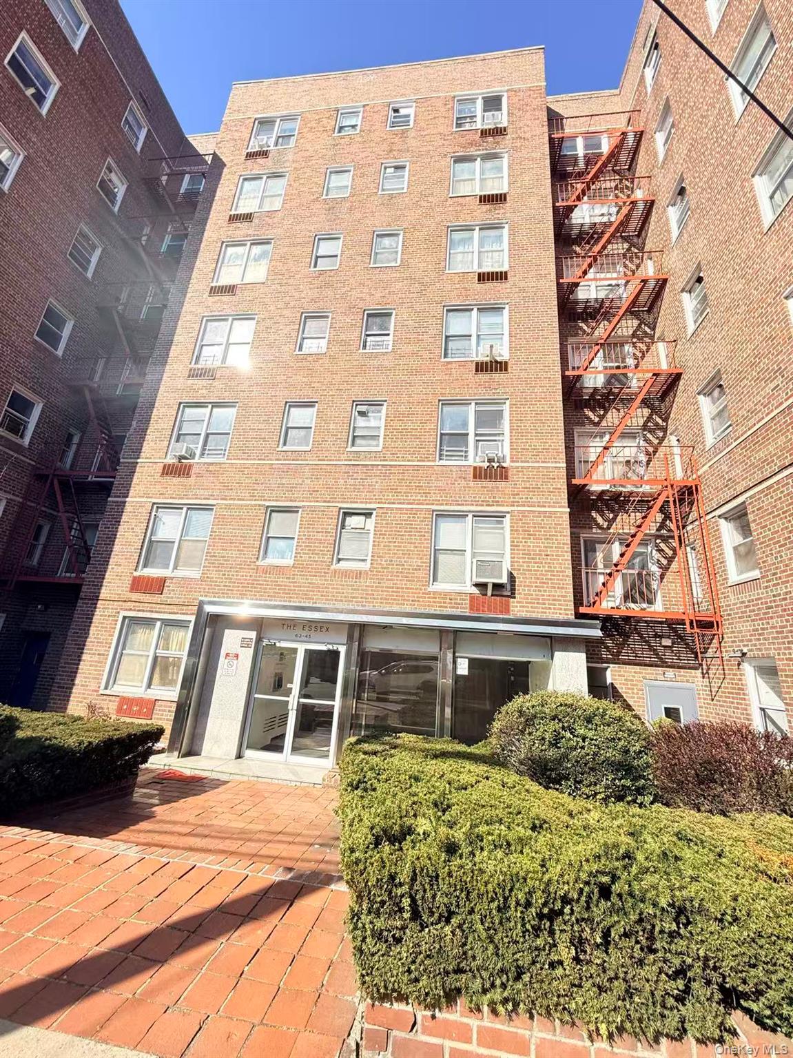 63-45 Saunders Street, Unit 5J