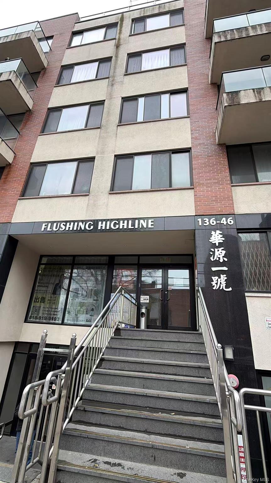 13646 41st Avenue, Unit 2E