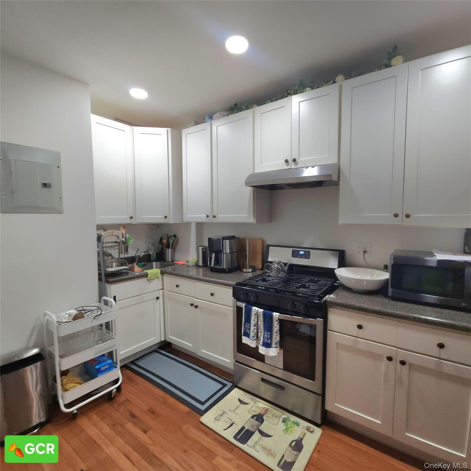 735 E 93rd Street – For Sale