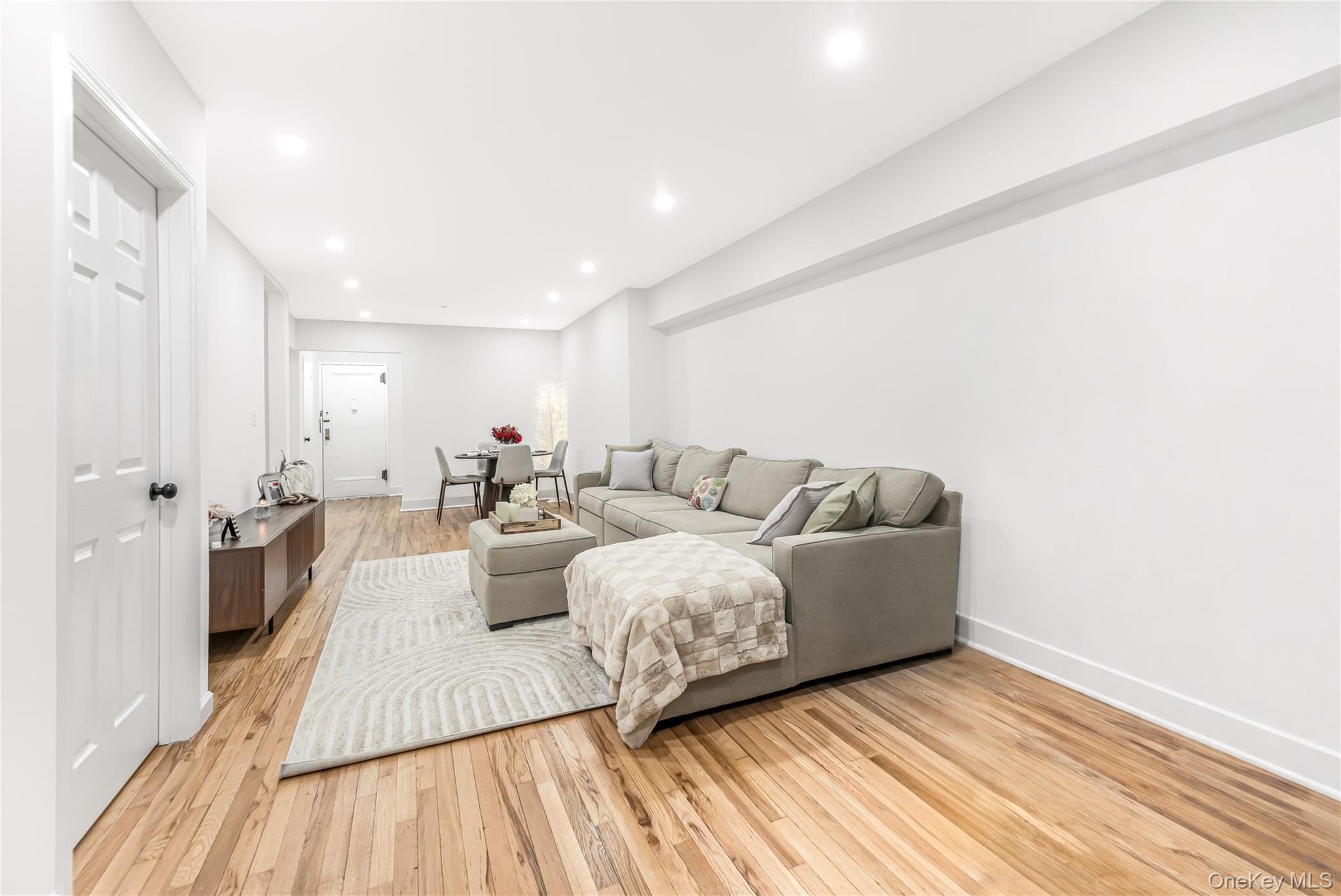525 W 235th Street, Unit 3F photo 3