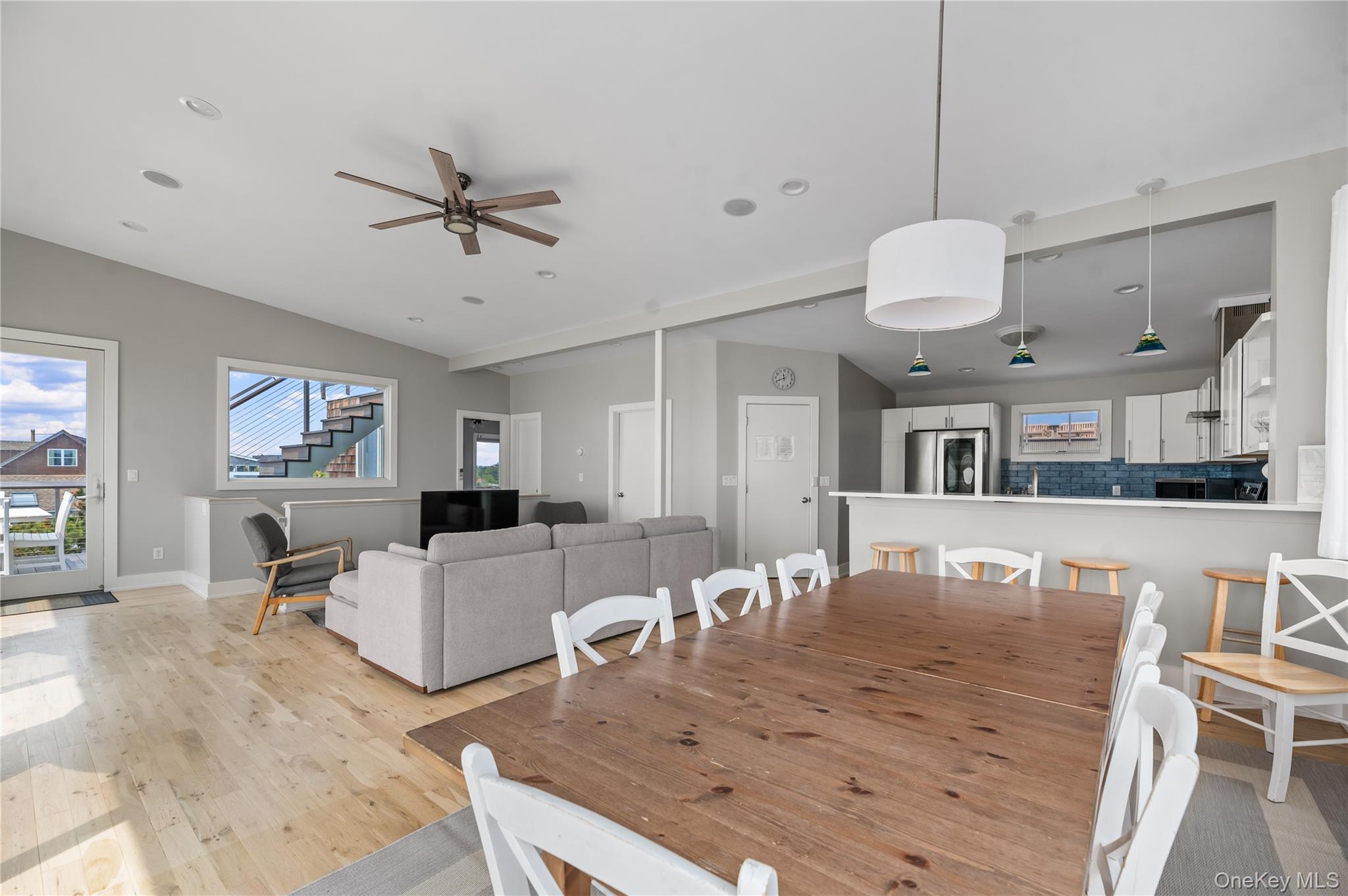 37 Traffic Avenue – For Sale photo 12