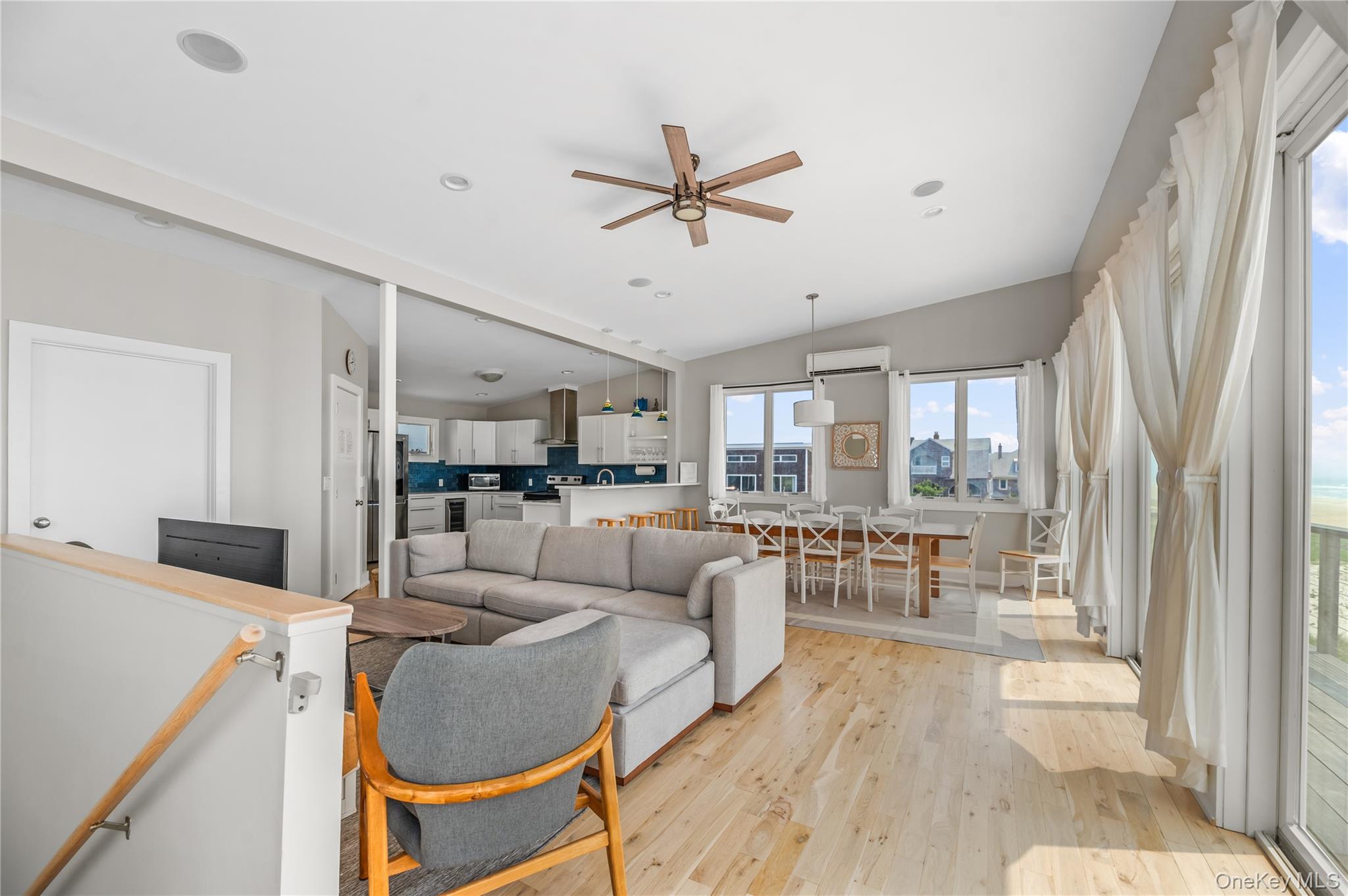 37 Traffic Avenue – For Sale photo 13