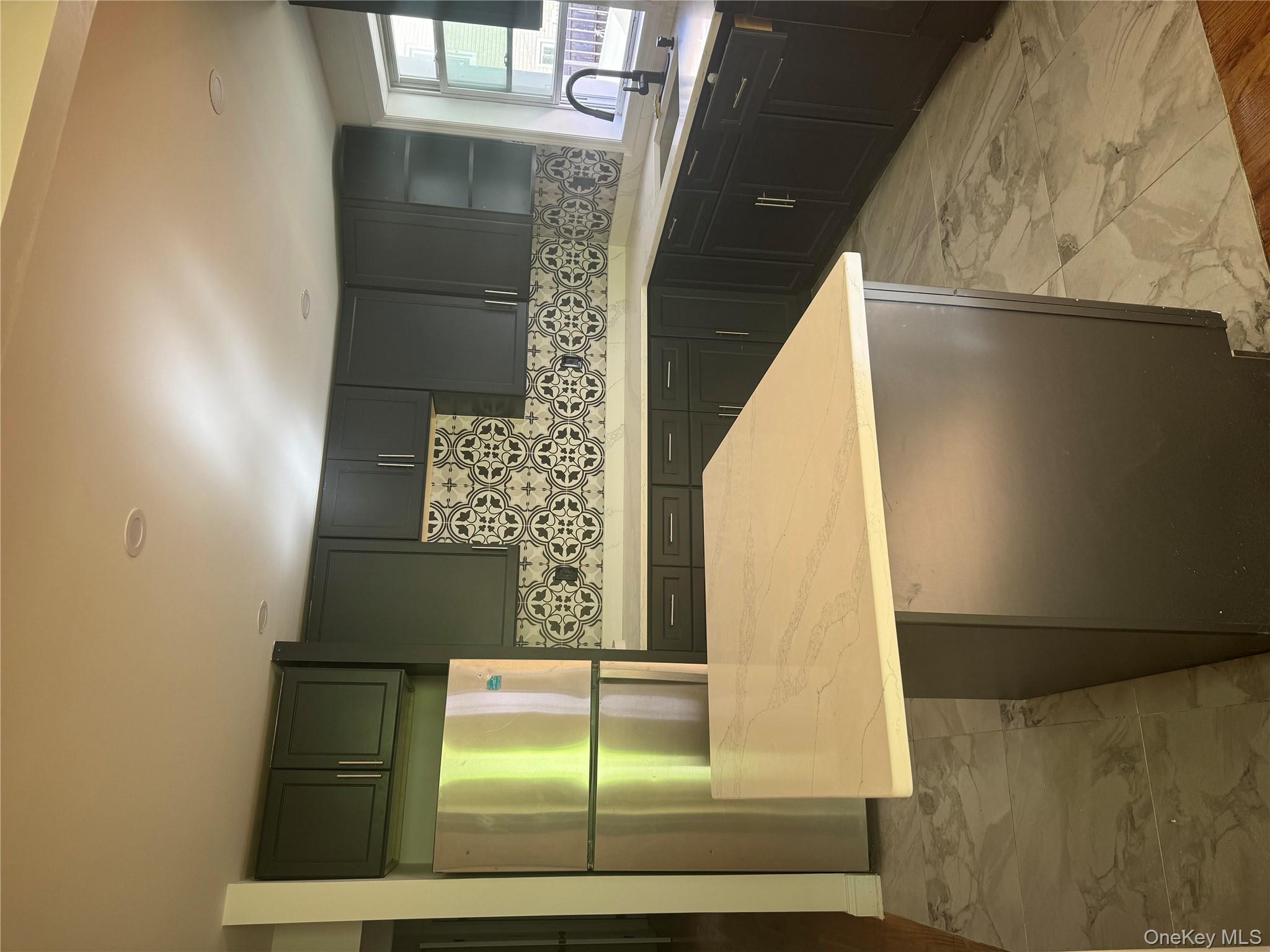 39 Spruce Street, Unit 1 photo 4