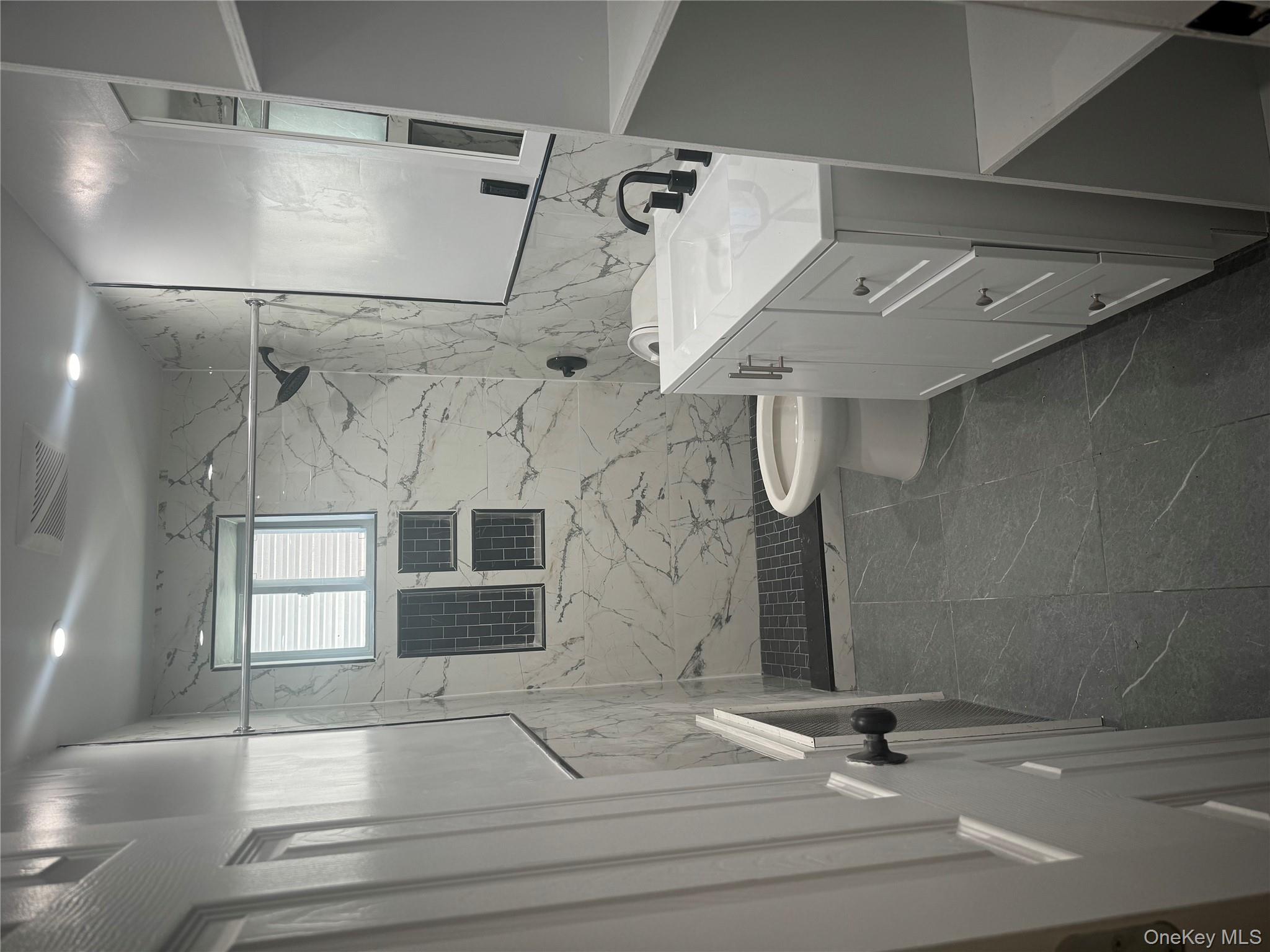 39 Spruce Street, Unit 1 photo 6