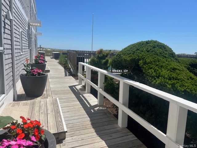 539 Dune Road, Unit 1A photo 13
