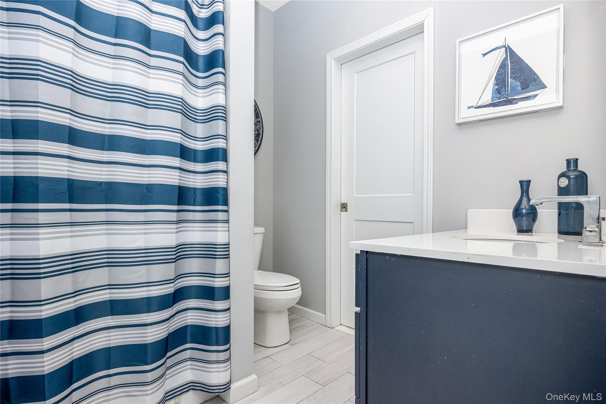 718 Guy Lombardo Avenue – For Sale photo 6