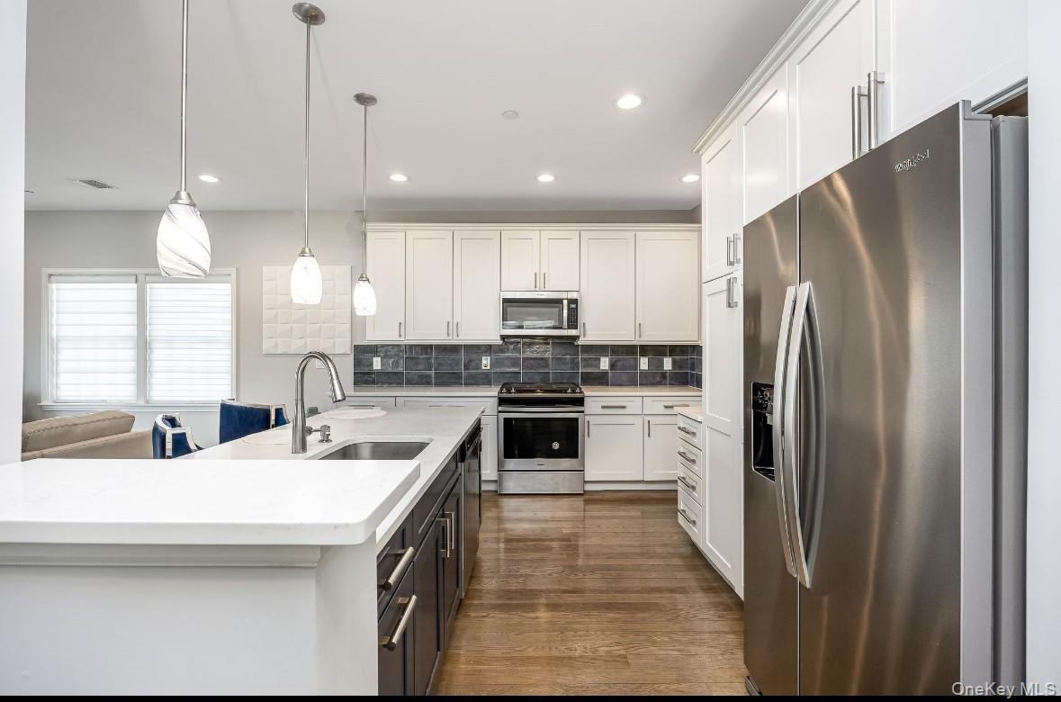 718 Guy Lombardo Avenue – For Sale photo 11