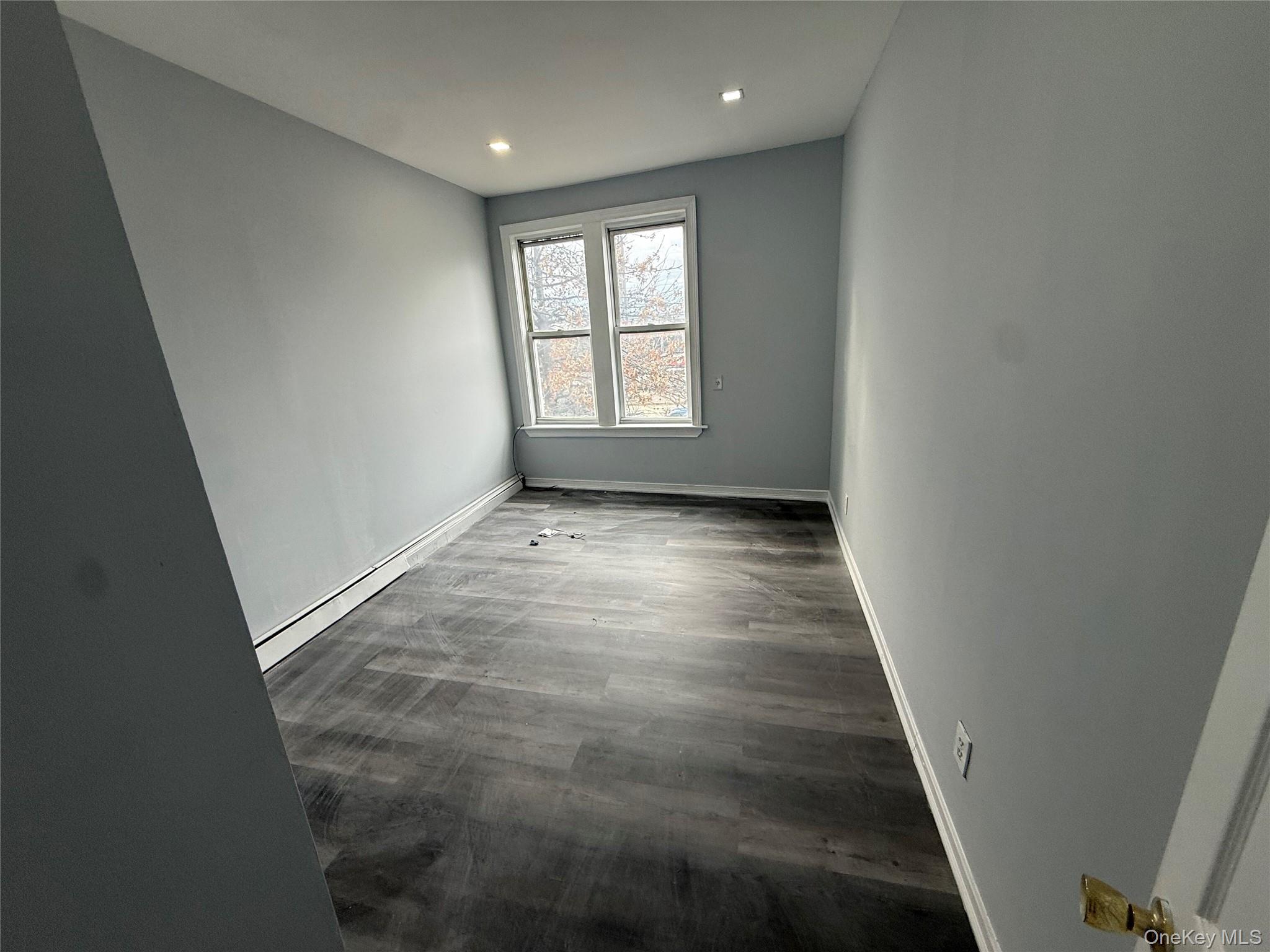 21157 Jamaica Avenue, Unit 2F photo 2