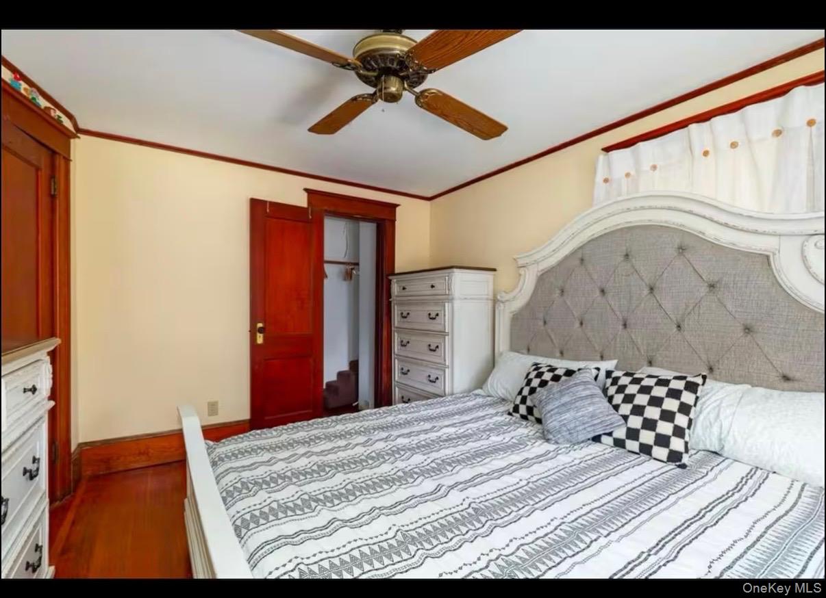 10 Oakwood Boulevard – For Sale photo 11