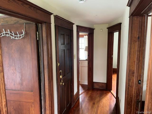 10 Oakwood Boulevard – For Sale photo 18