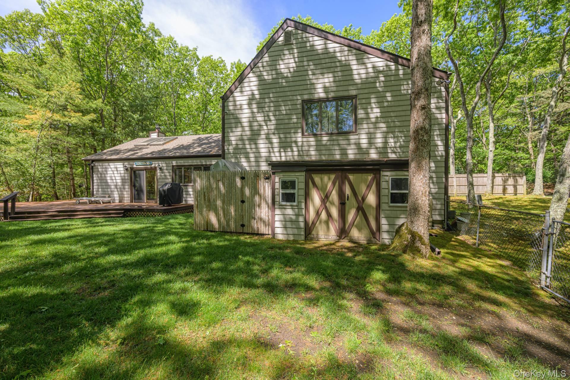 10 Debbie Trail – For Sale photo 20