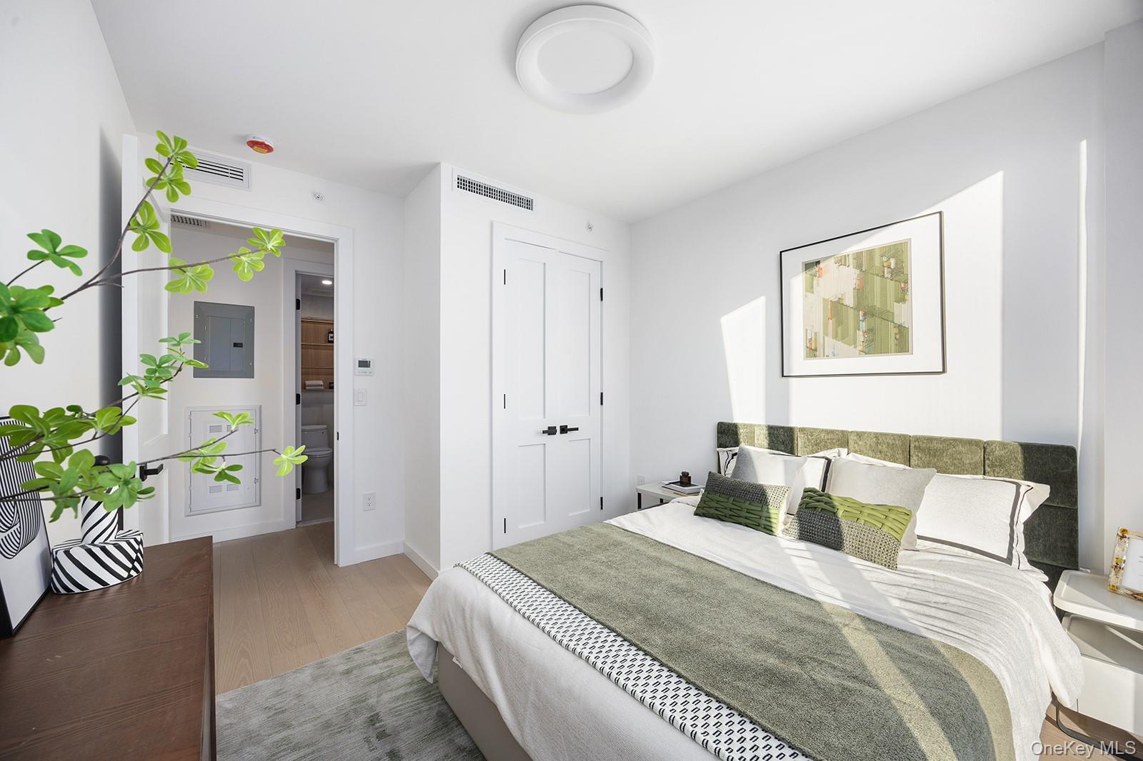 35-30 146th Street, Unit 304 photo 8