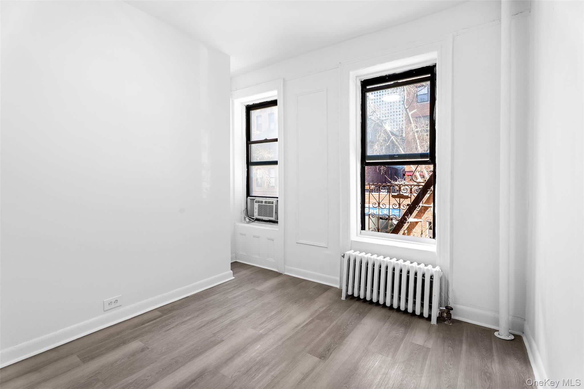 246 E 51st Street, Unit 8 photo 5