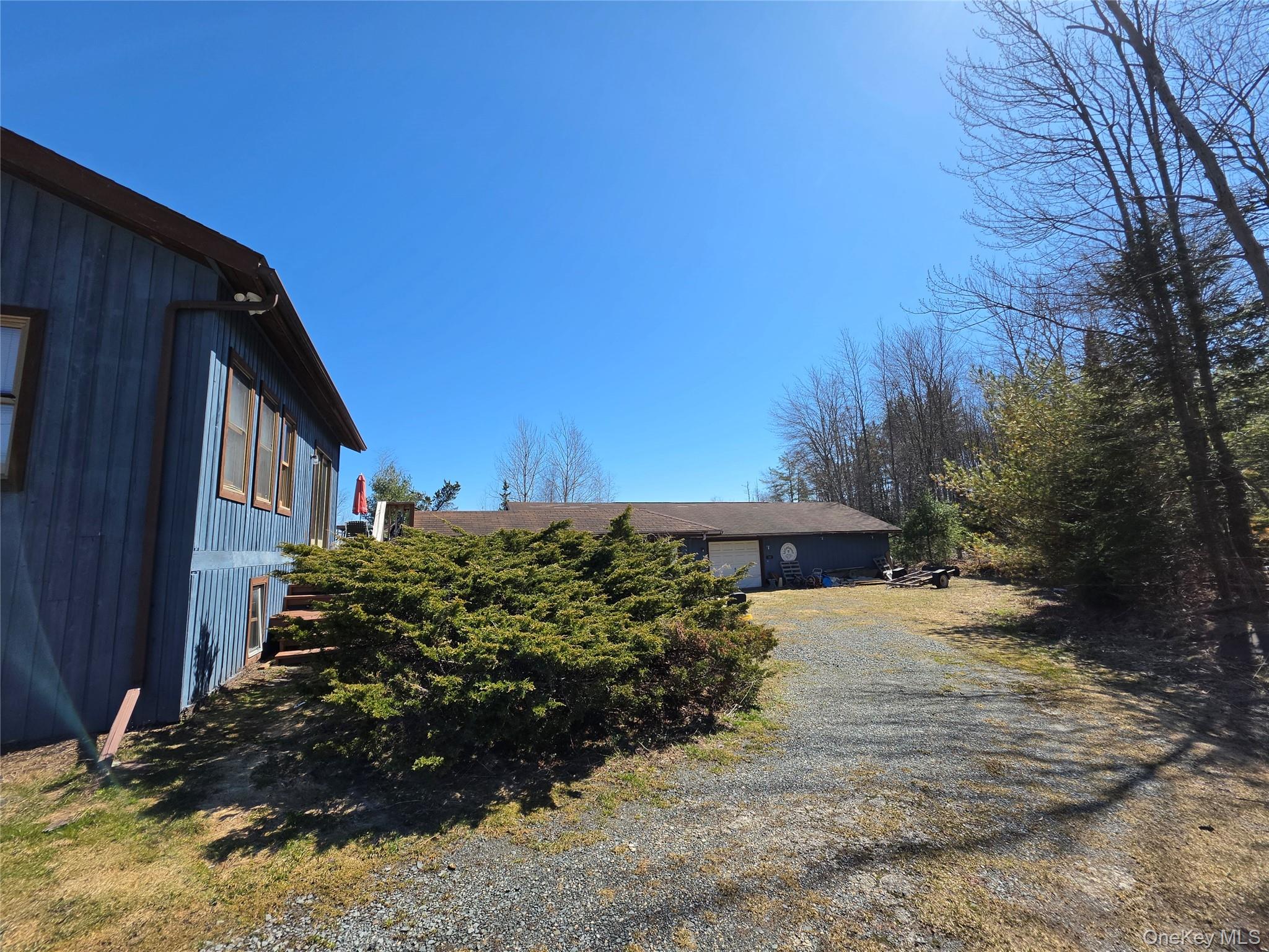 740 Southwoods Drive – For Sale photo 15