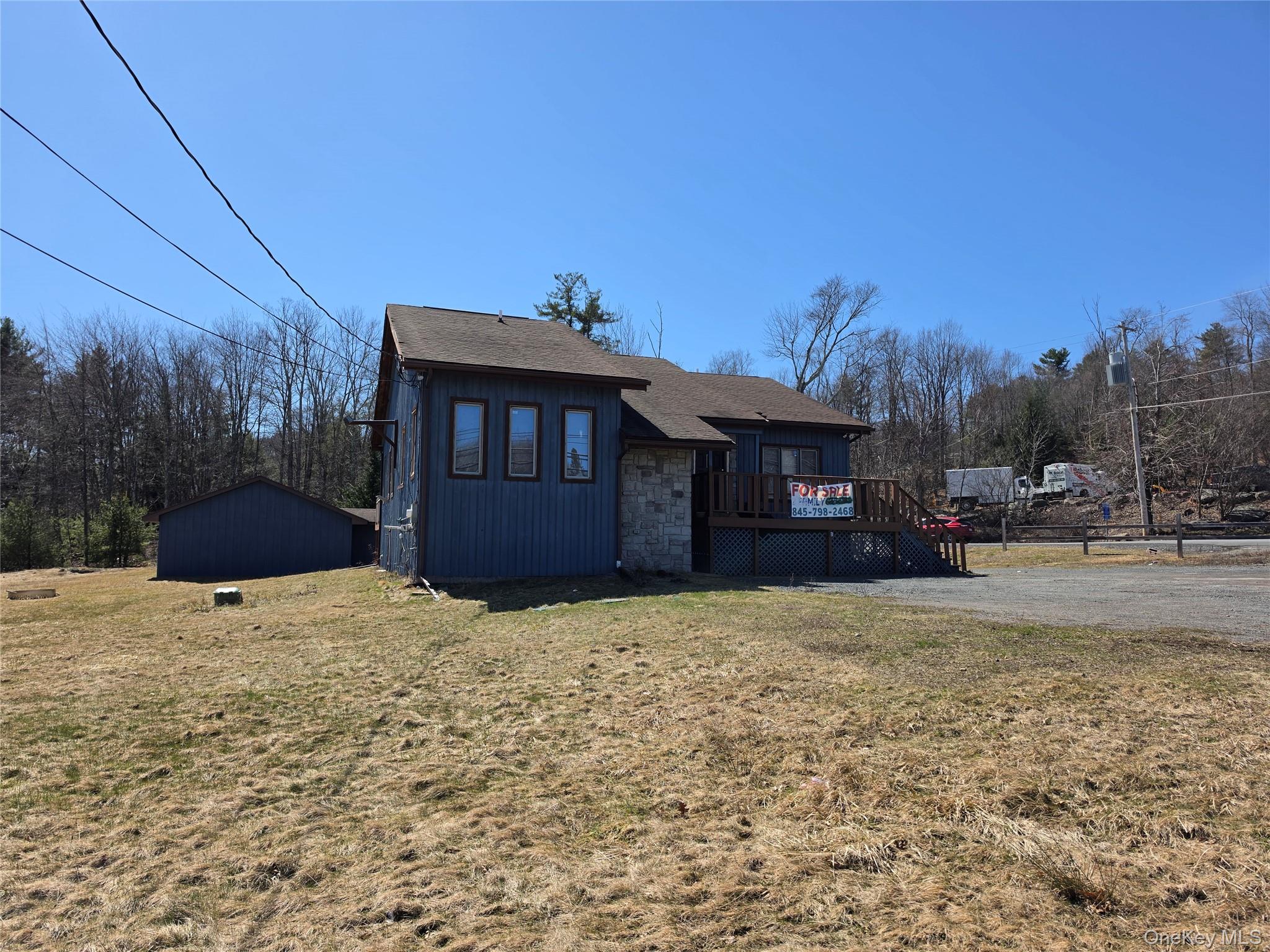 740 Southwoods Drive – For Sale photo 13