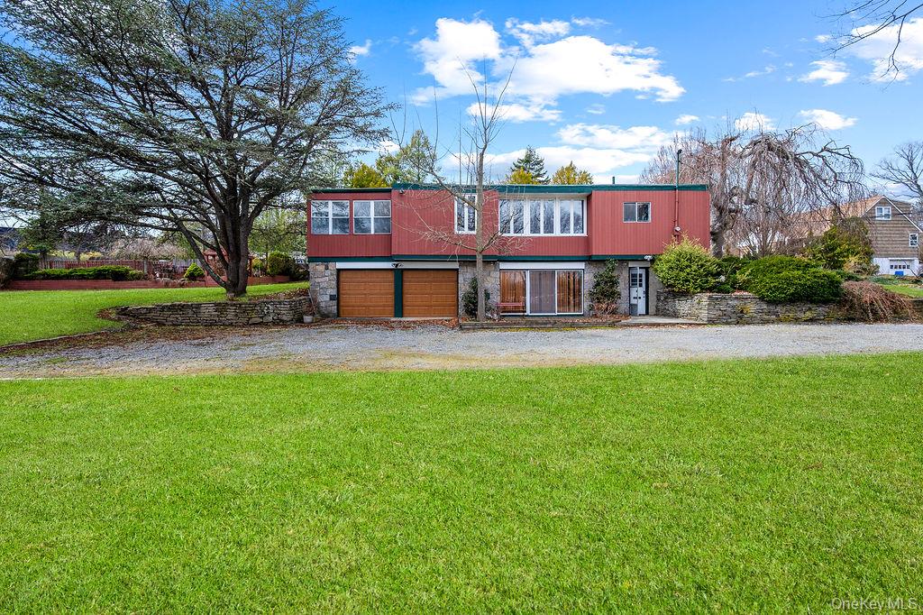 11 Valley View Road – For Sale photo 2