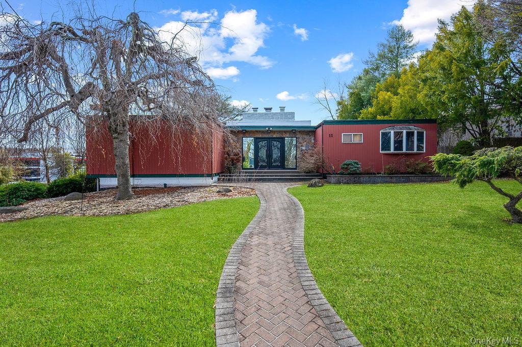 11 Valley View Road – For Sale