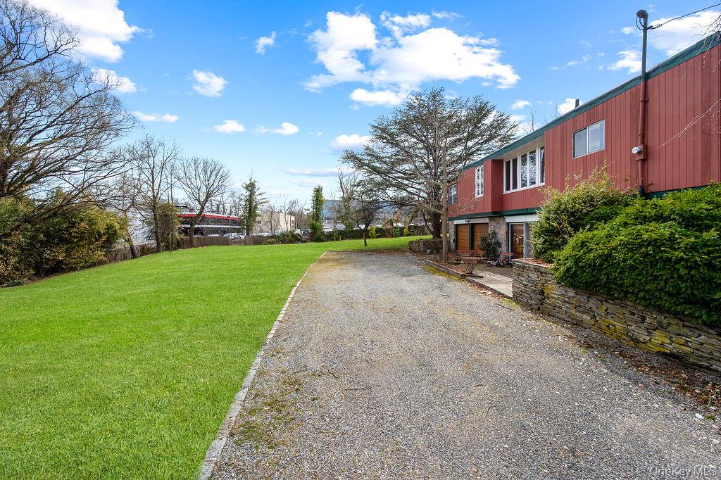 11 Valley View Road – For Sale photo 4