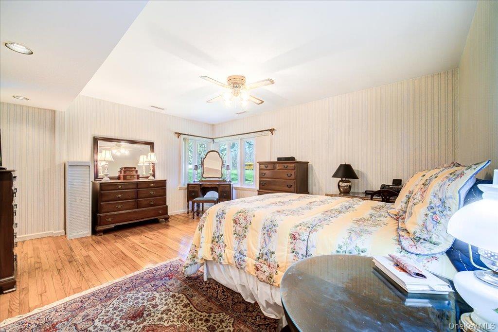 650 Netherwood Road – For Sale photo 30