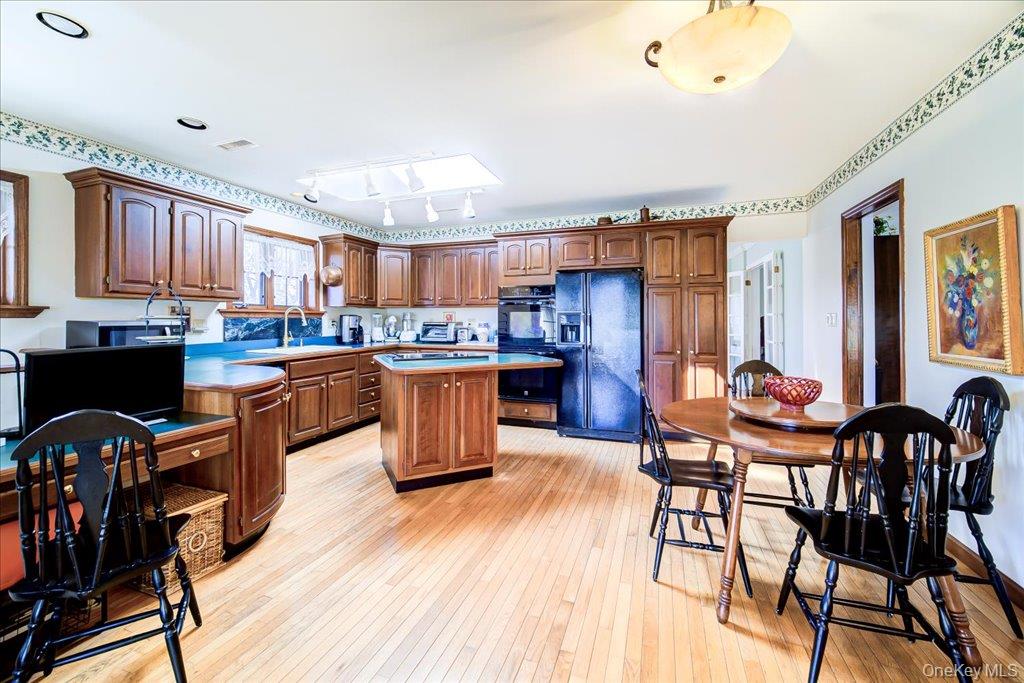 650 Netherwood Road – For Sale photo 16