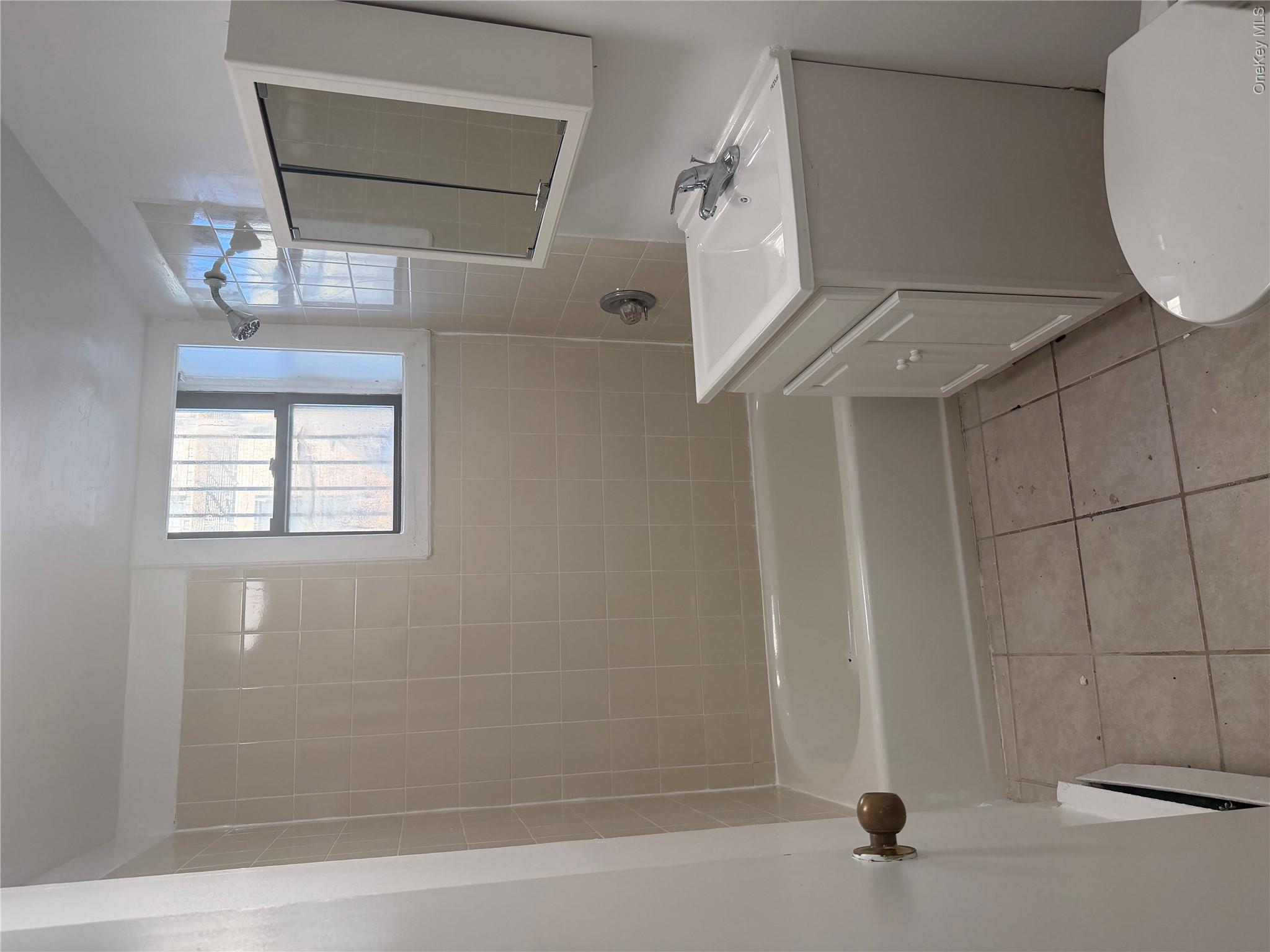 11 Lawrence Street, Unit 1B photo 6
