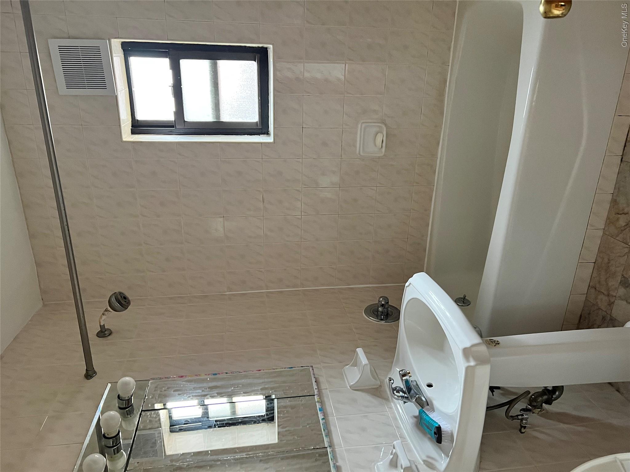44-21 Macnish Street, Unit 6D photo 4