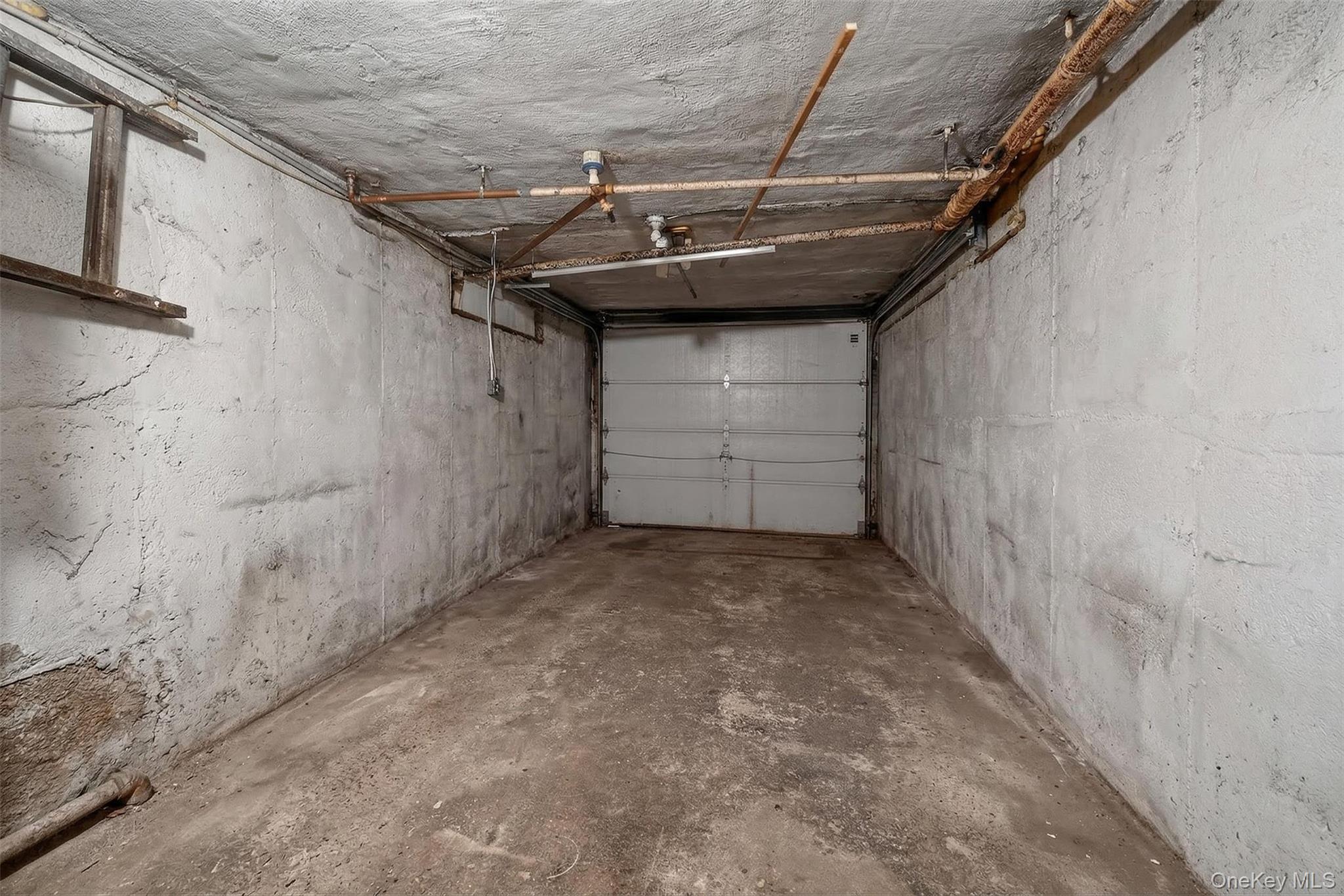 85-12 65th Drive – For Sale photo 40