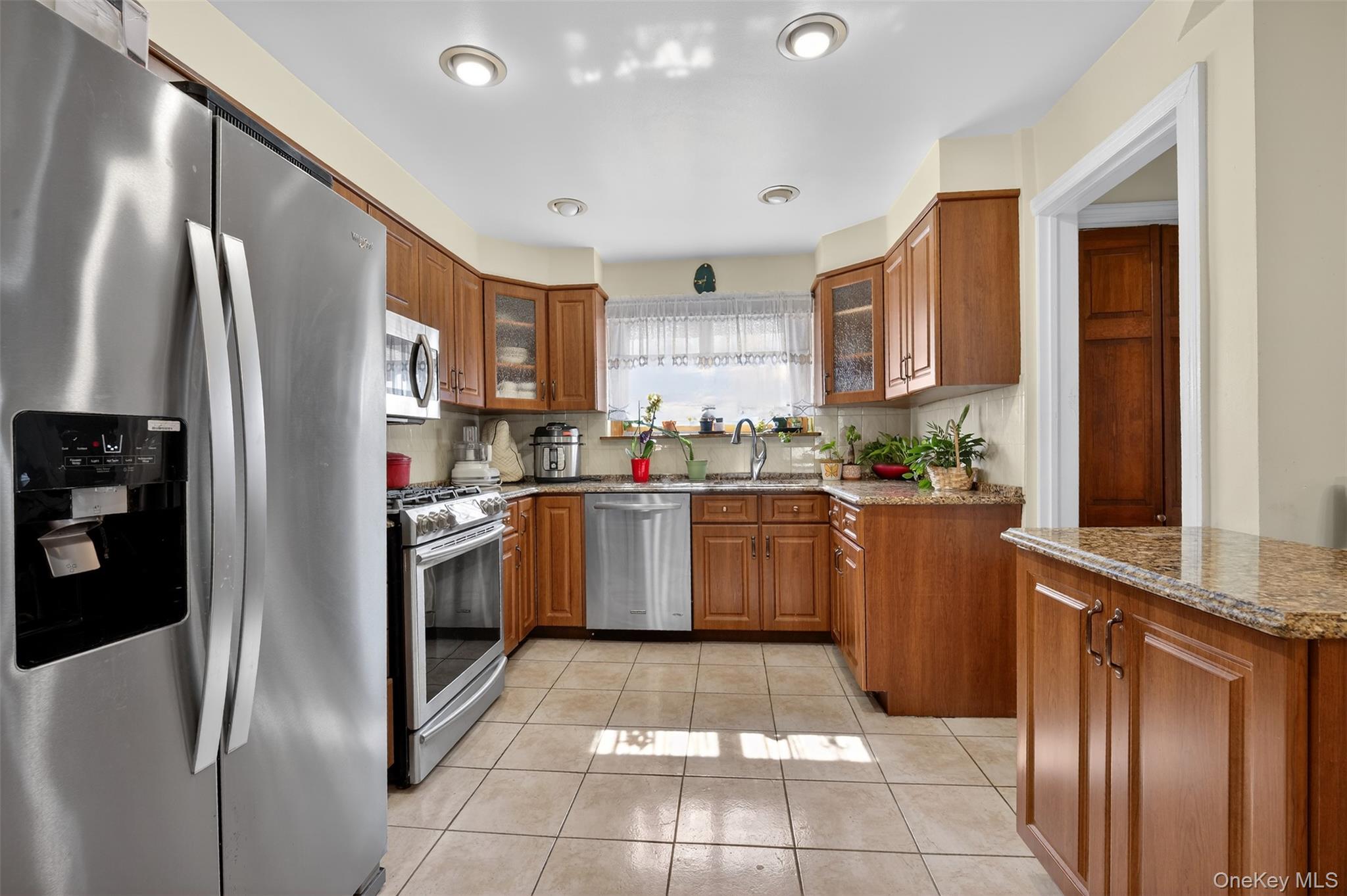 85-12 65th Drive – For Sale photo 11