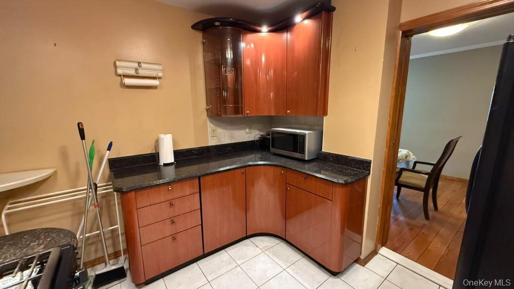 9710 62nd Drive, Unit 5E photo 4