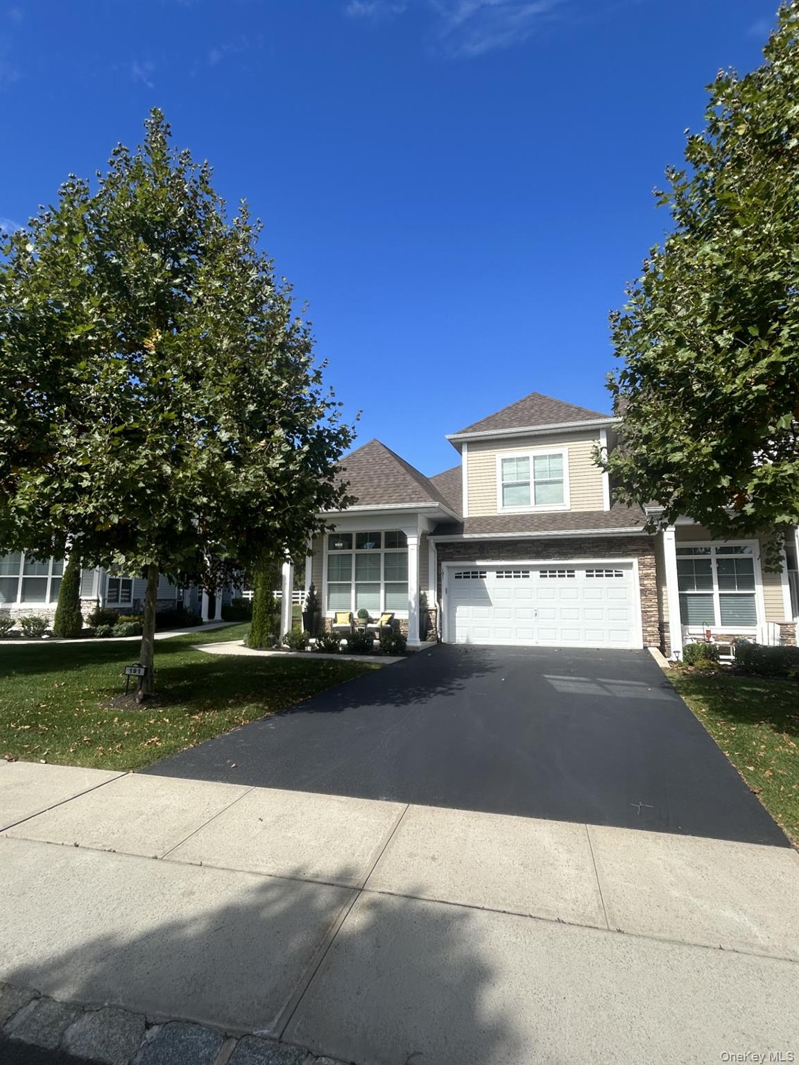 191 Belmont Circle – For Sale photo 2