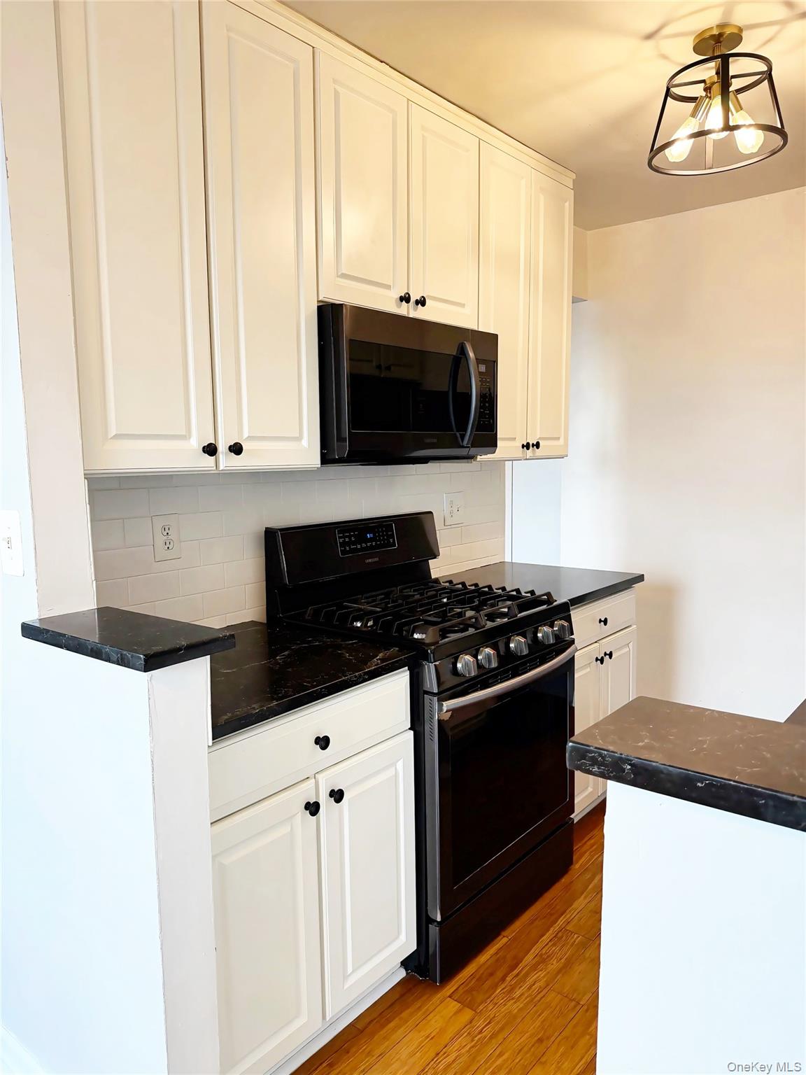 636 N Terrace Avenue, Unit 6C