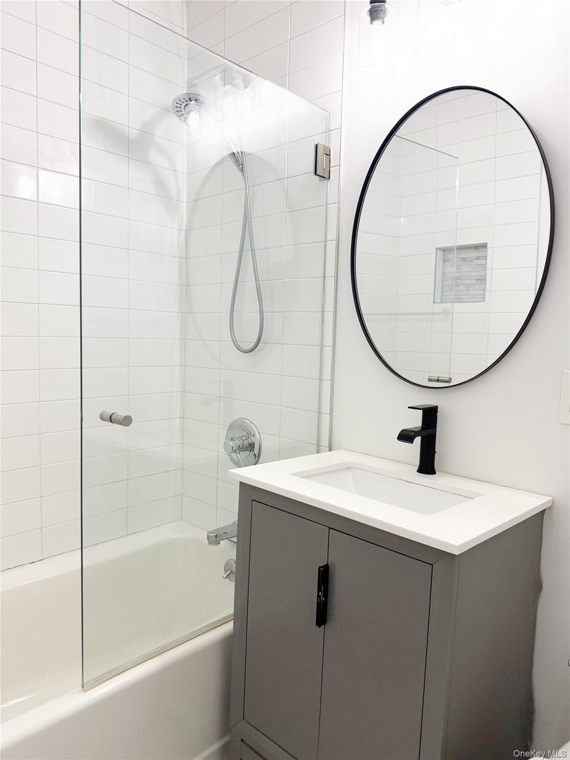 636 N Terrace Avenue, Unit 6C photo 12