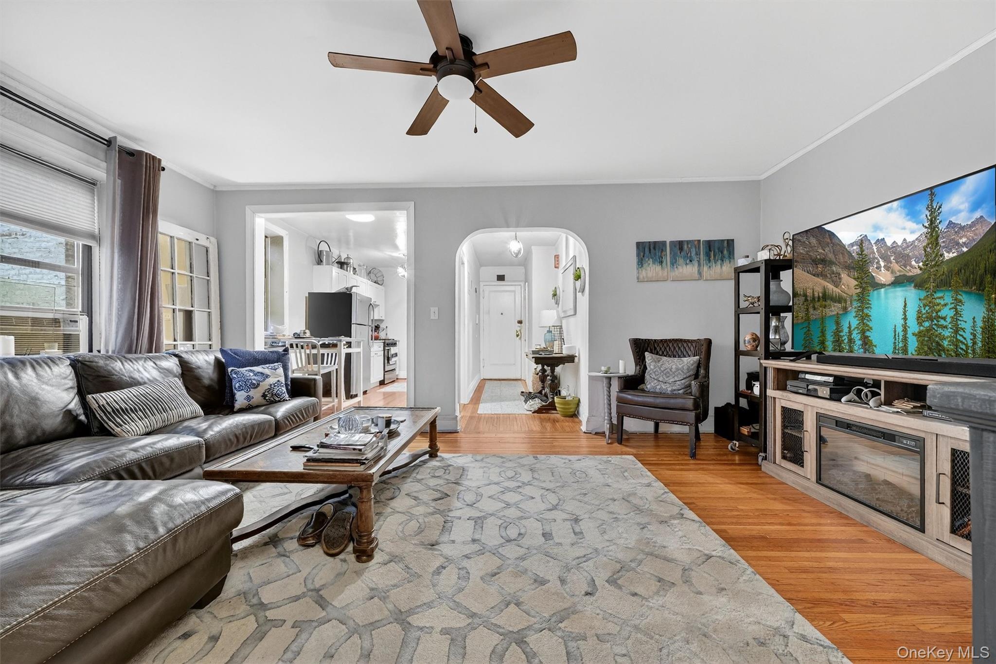 475 Bronx River Road, Unit 2D photo 12
