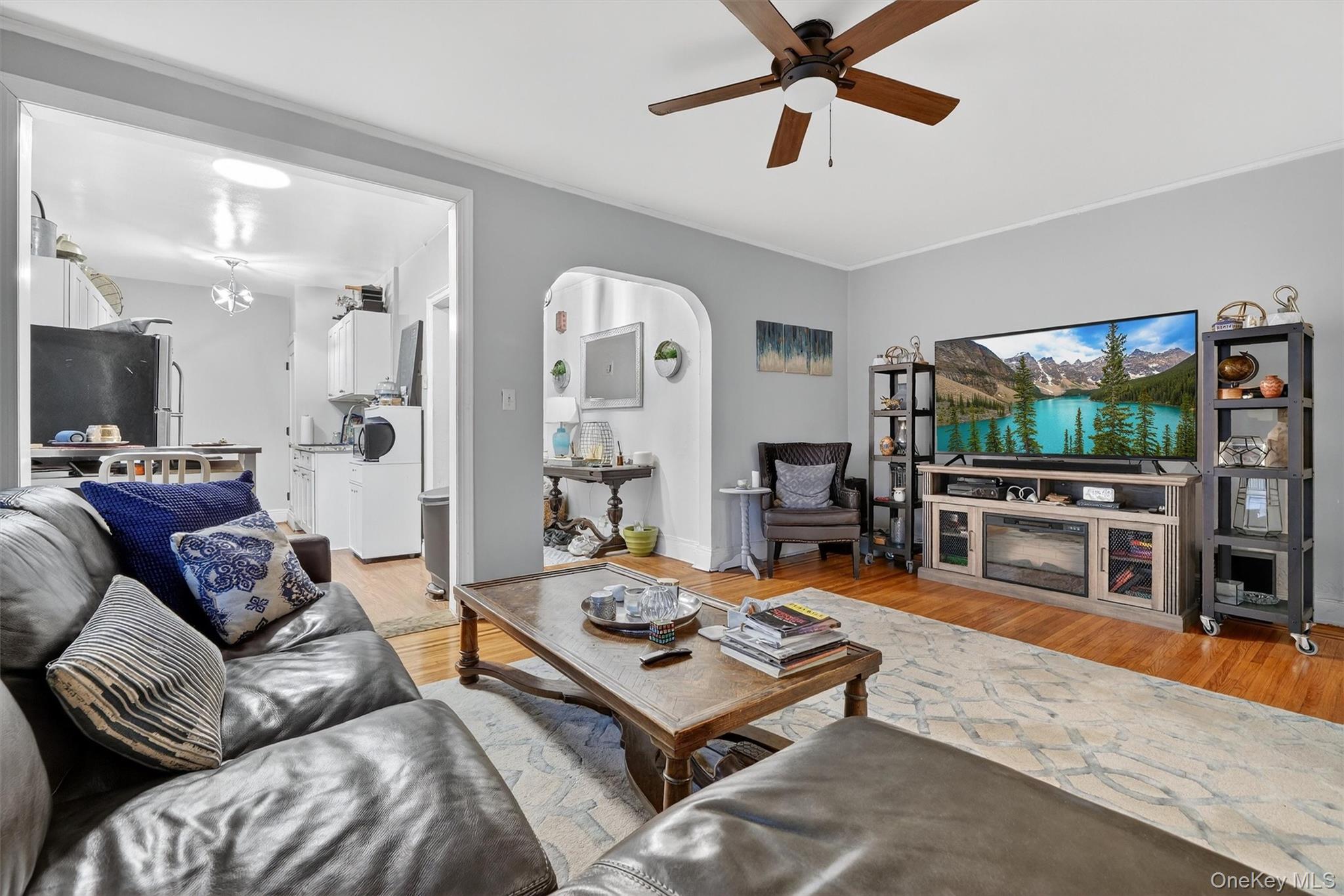 475 Bronx River Road, Unit 2D photo 11