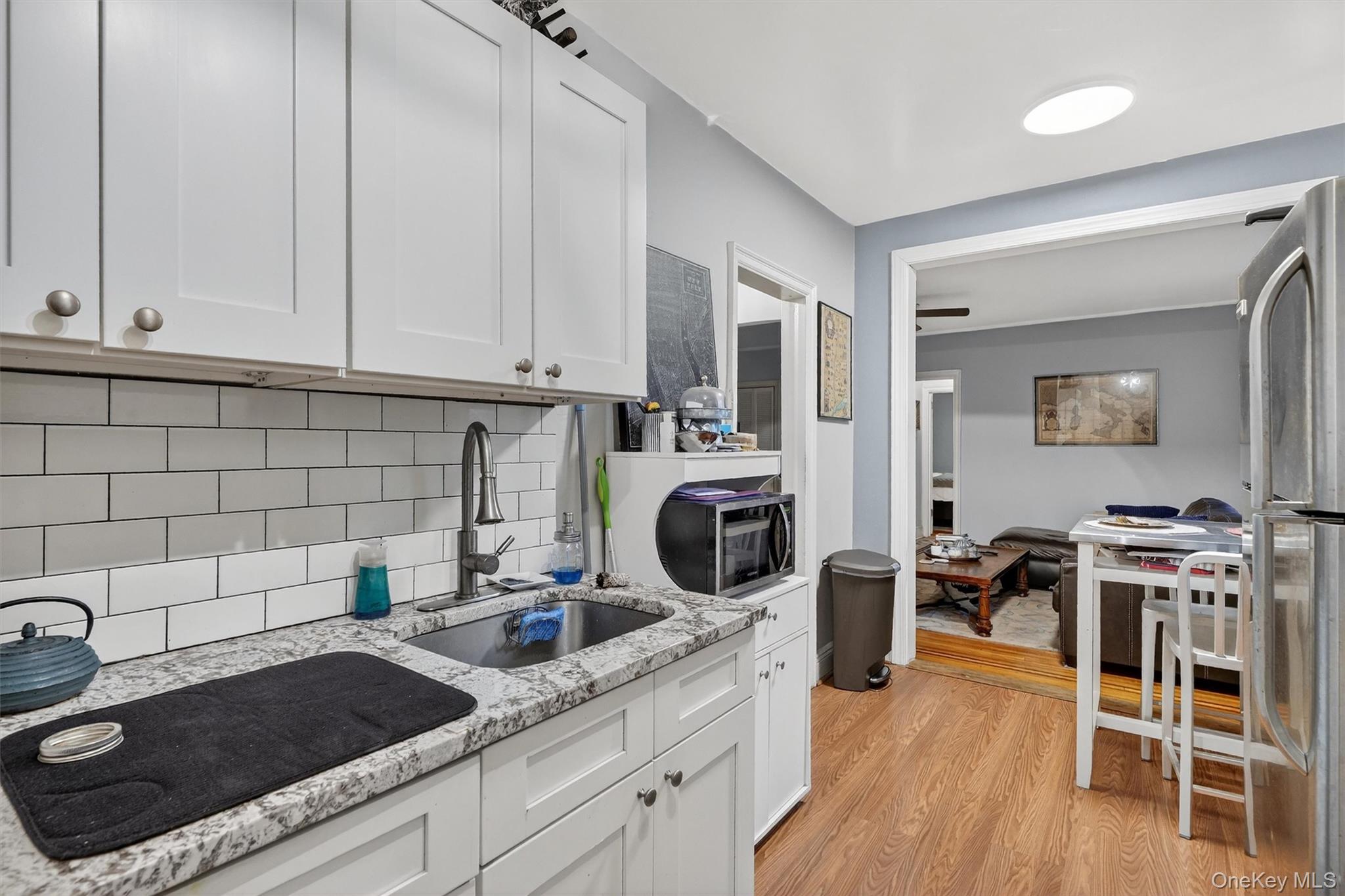475 Bronx River Road, Unit 2D photo 18