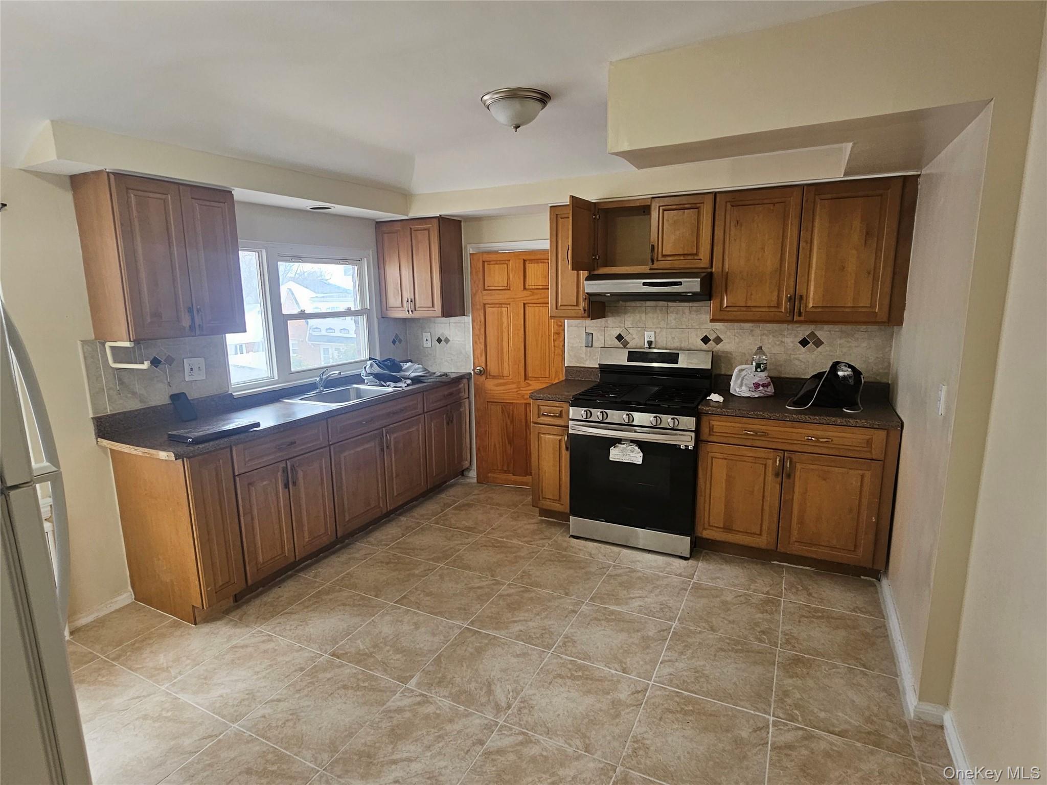 13724 228th Street, Unit 2 photo 11