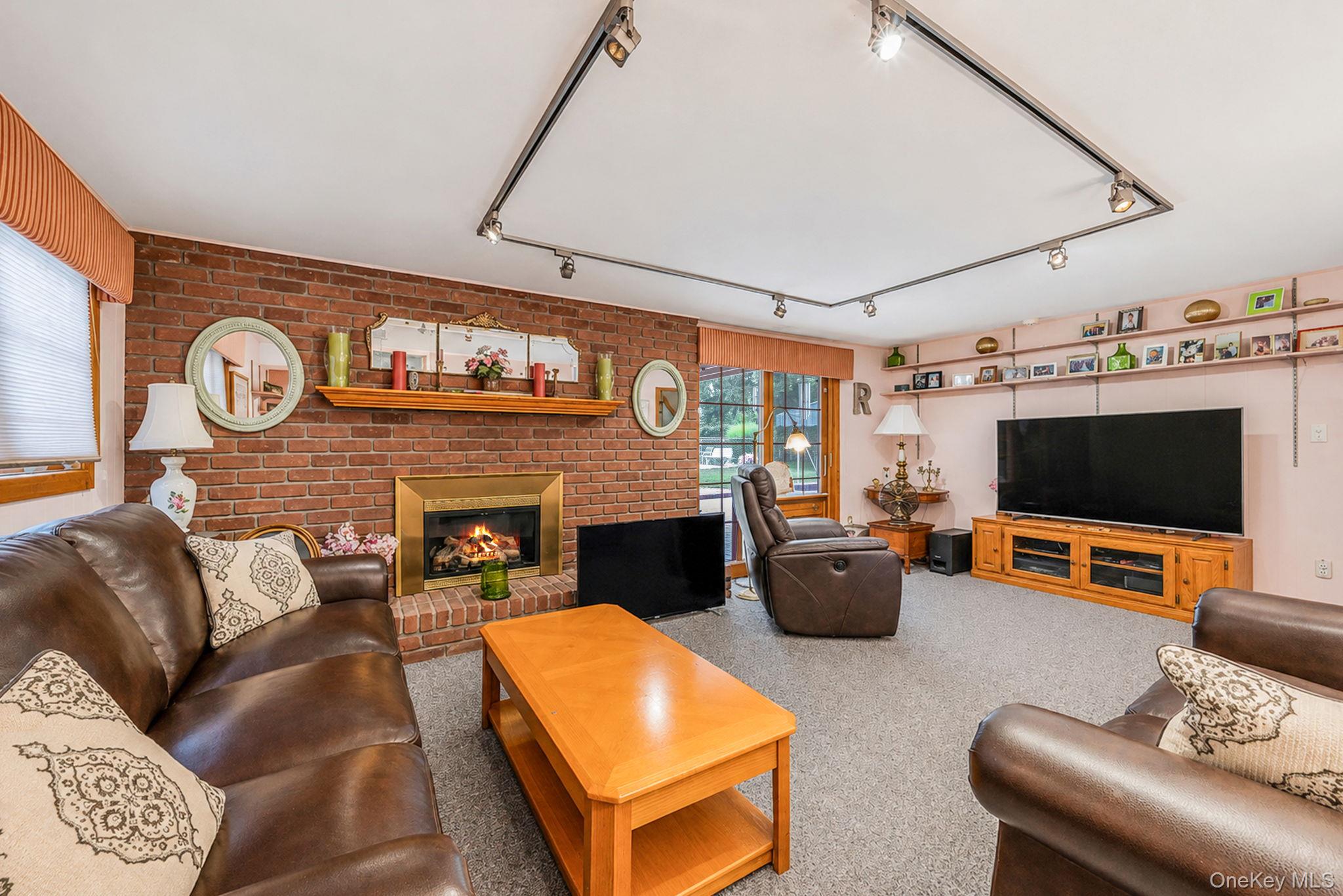 212 Cedrus Avenue – For Sale photo 20