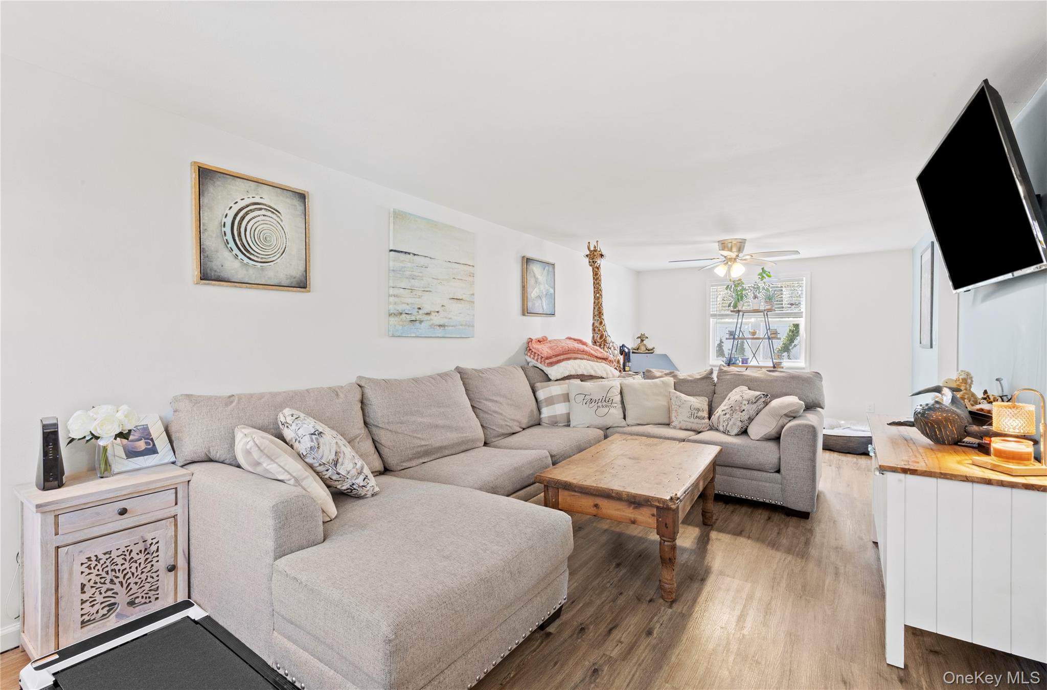 26 Allegheny Drive E – For Sale photo 4