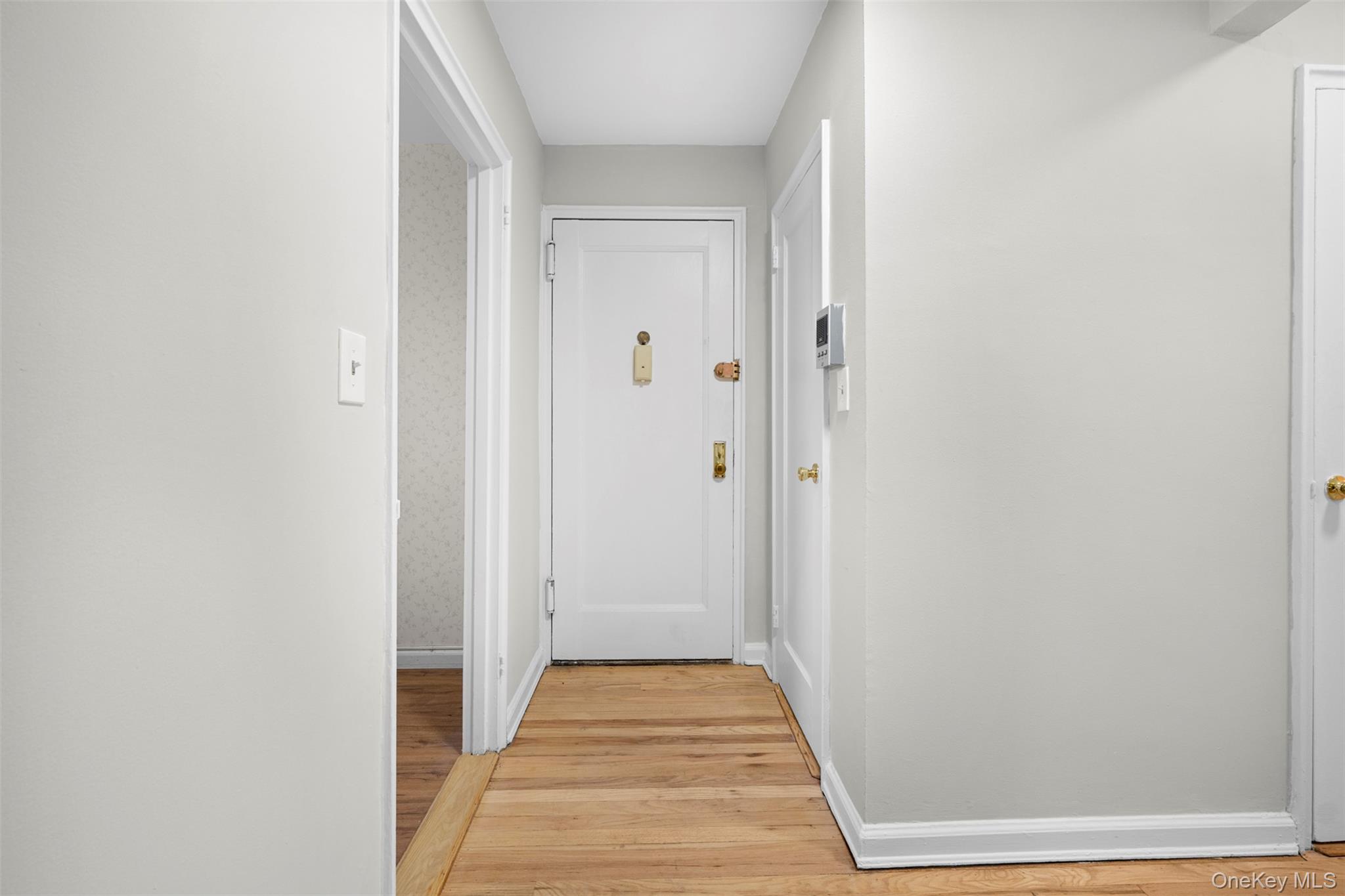 15 Beach Road, Unit 3D photo 2