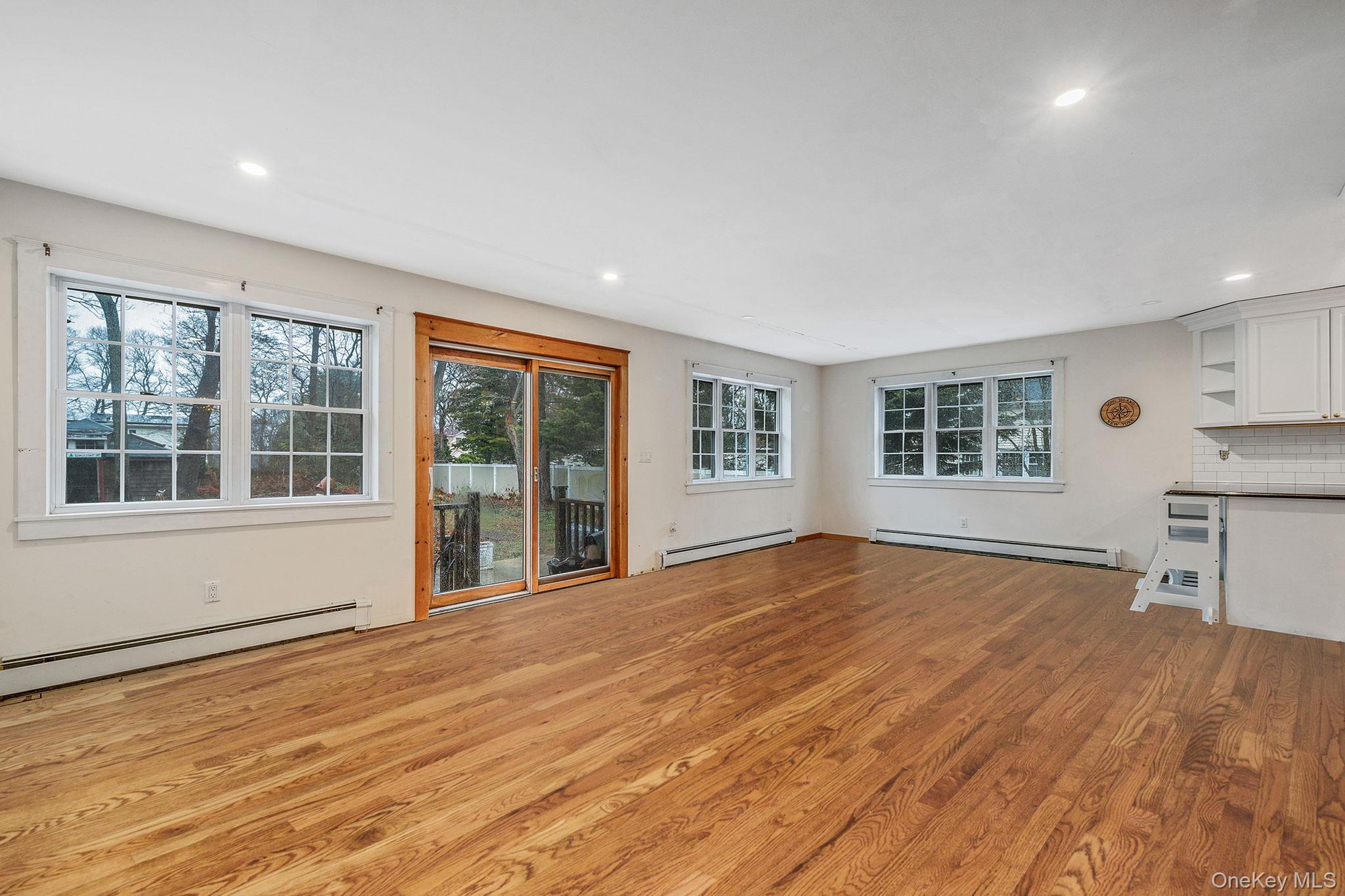 273 N Country Road – For Sale photo 13