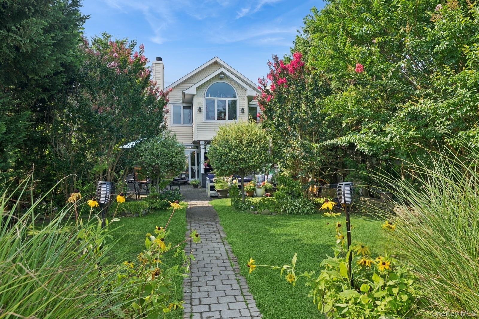 101 Bay Street – For Sale photo 4