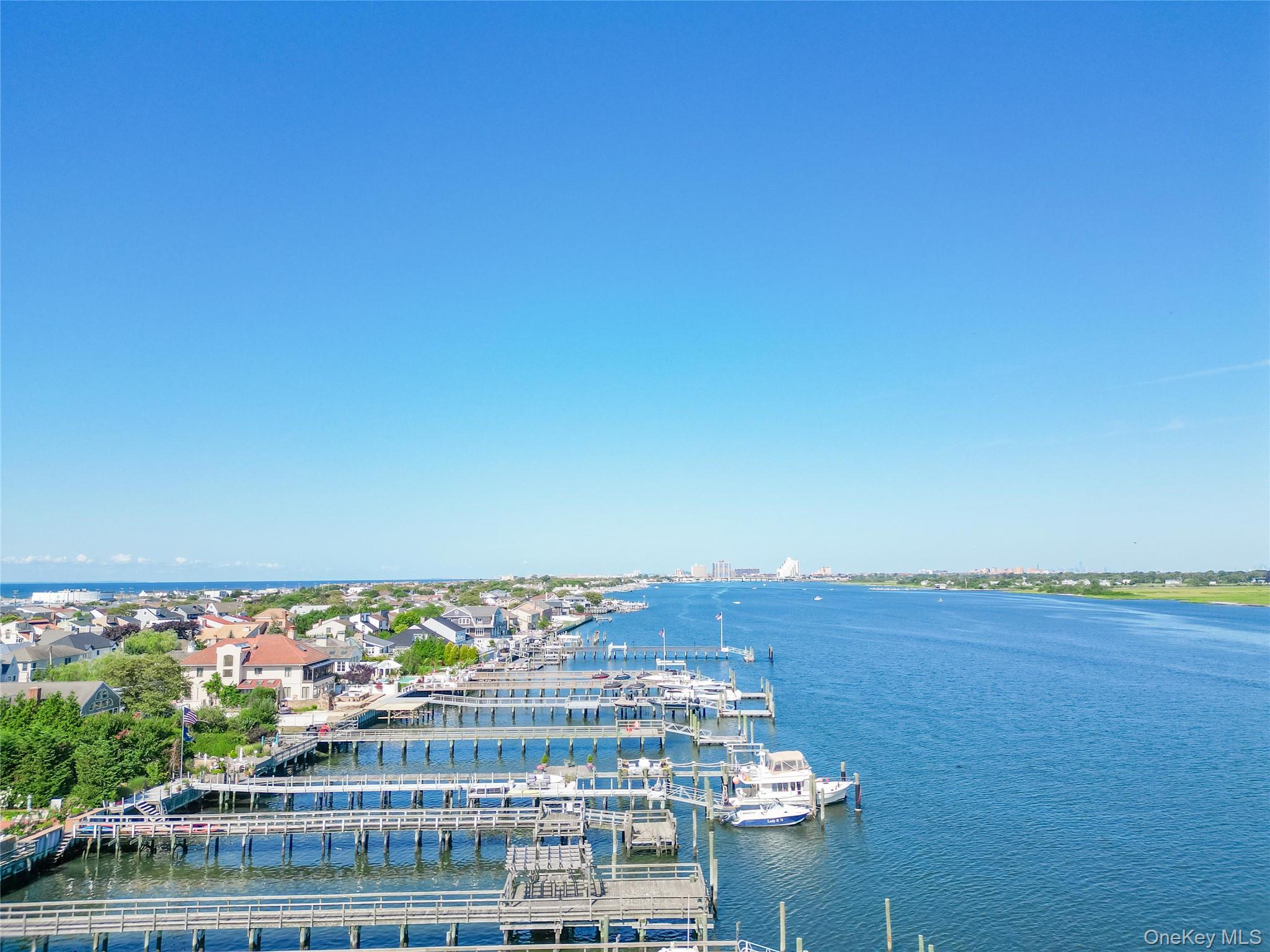 101 Bay Street – For Sale photo 43