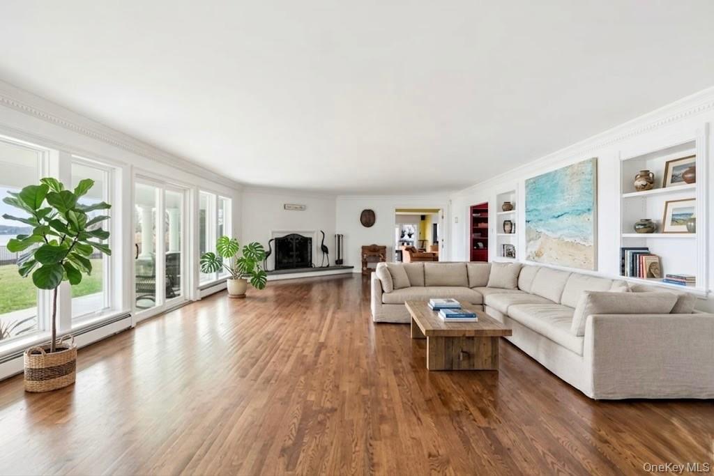 33 Beach Road – For Sale photo 2