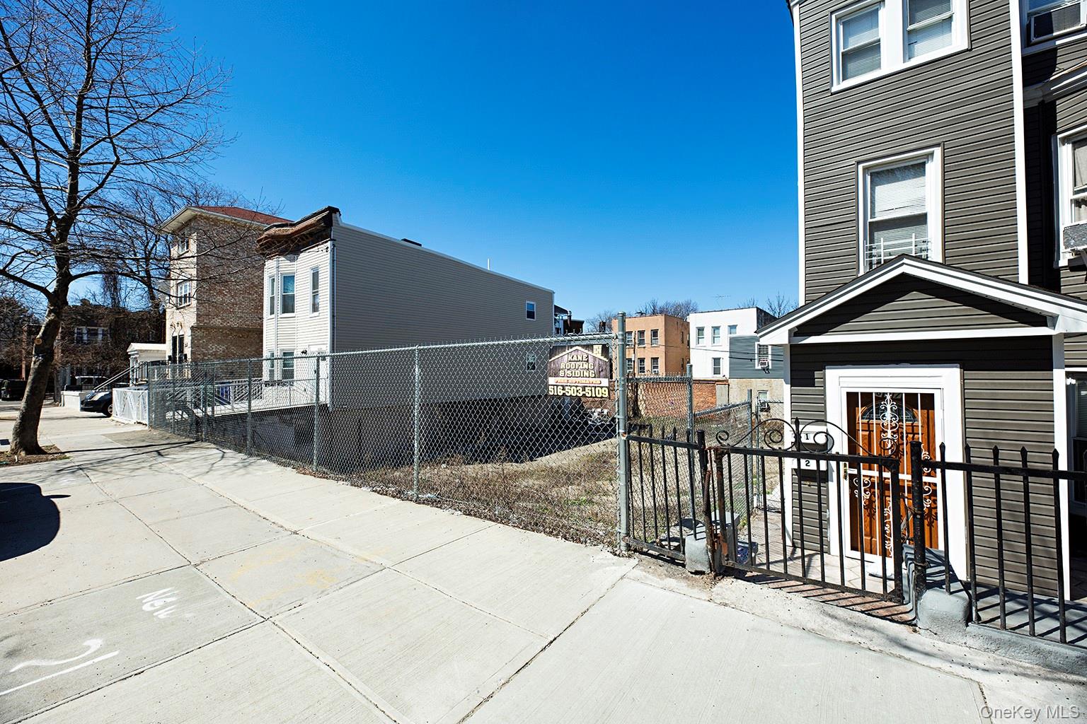 615 Mead Street – For Sale photo 5