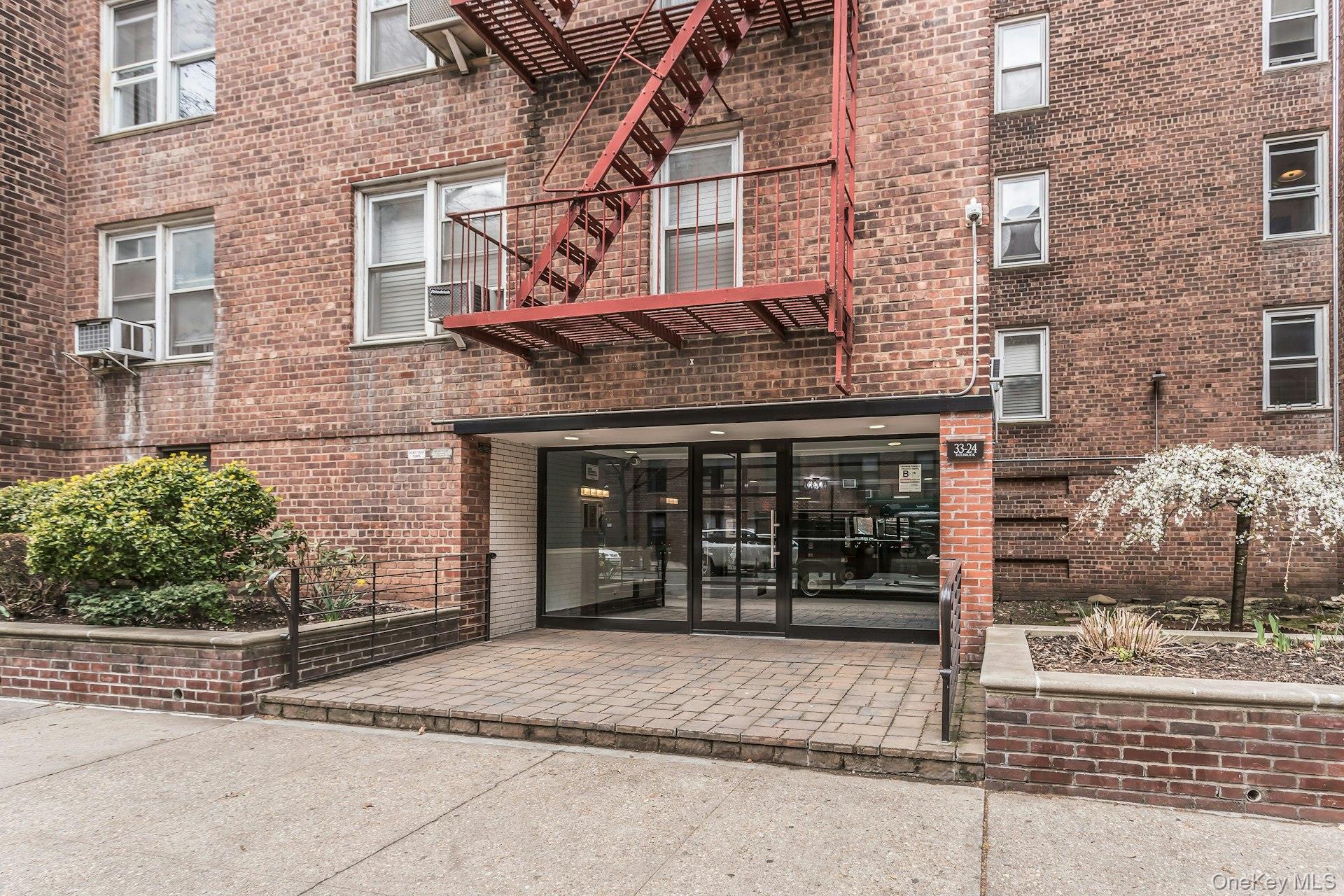33-24 91st Street, Unit 5N photo 35